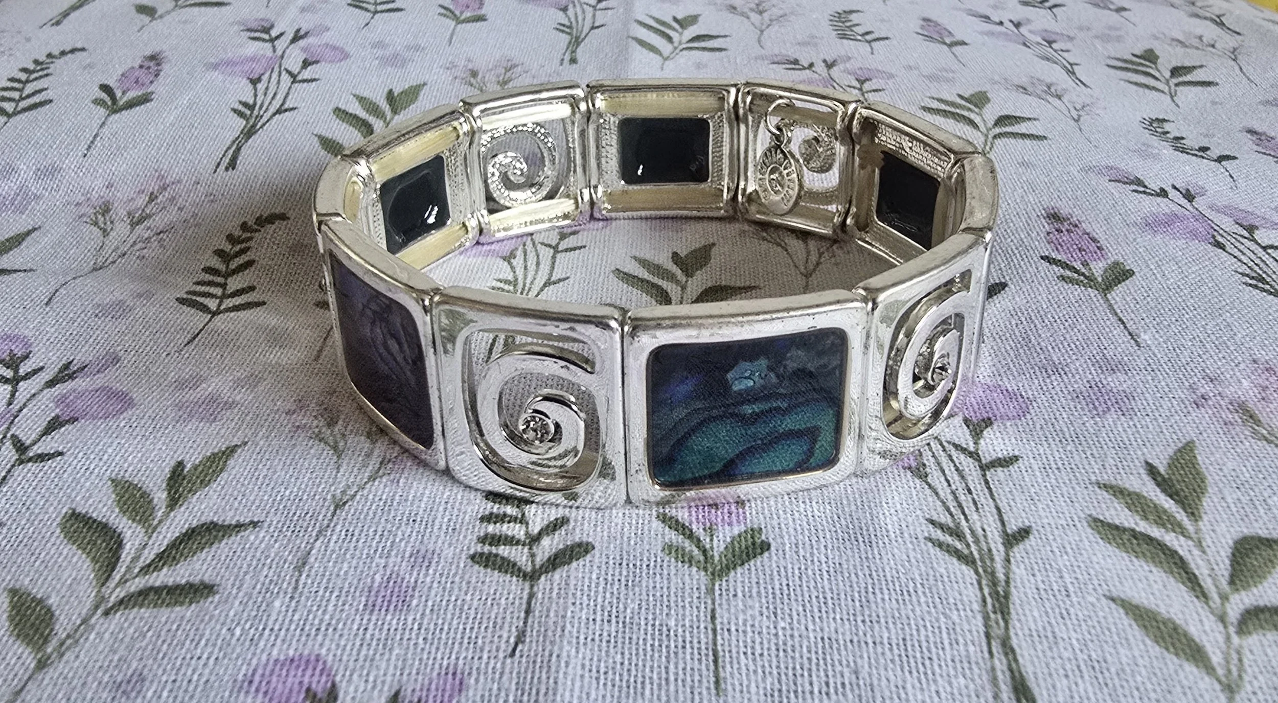 Abalone equilibrium bracelet