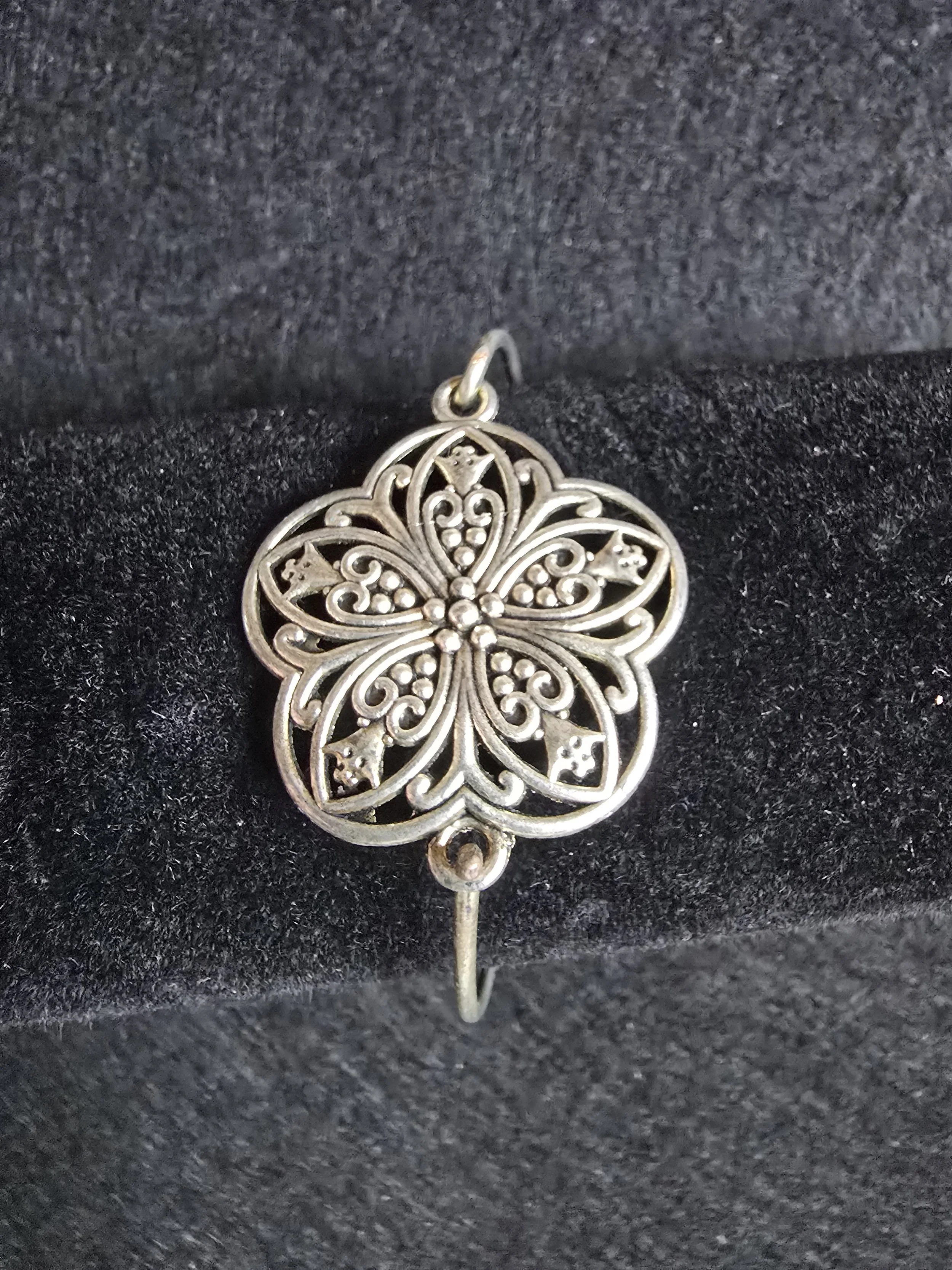 Handmade Floral bangle