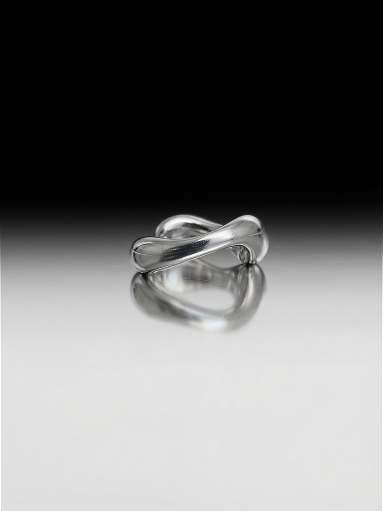 myrto-klimi-drop-iii-silver-ring-10.png