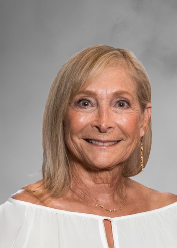 professional headshot of Barb Siegan