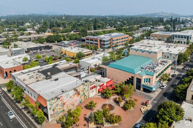 downtown-medford-medford-or-primaryphoto.jpg