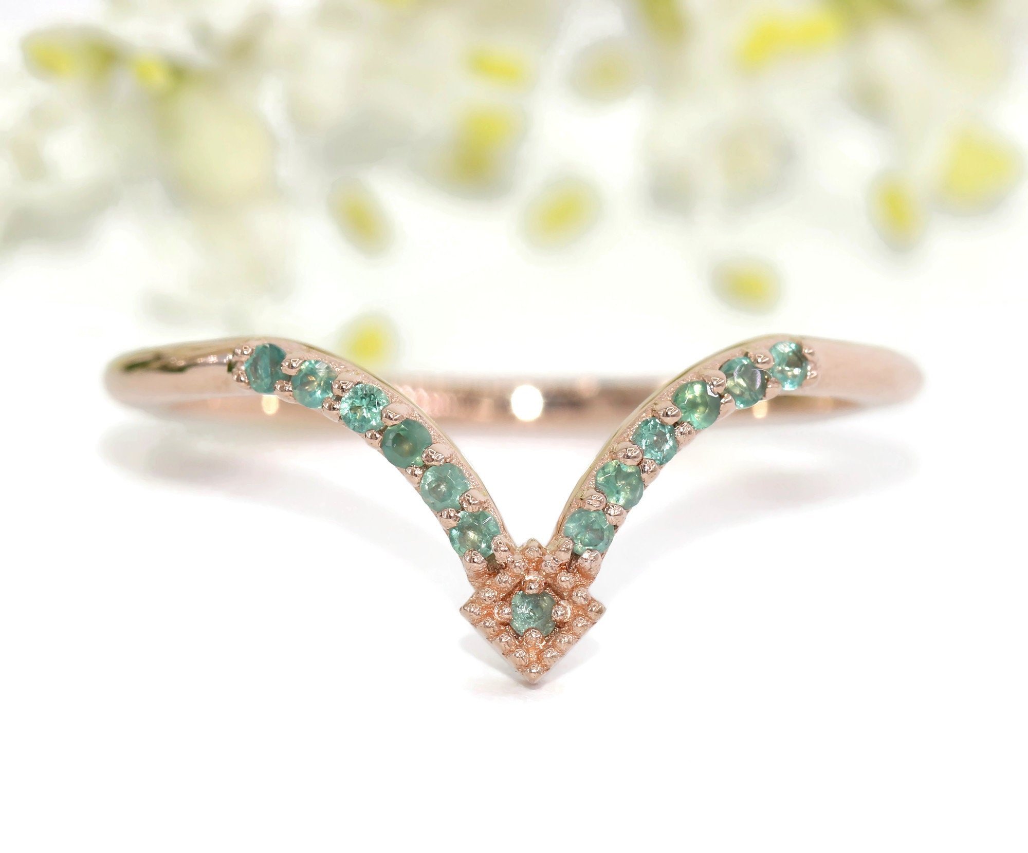 Flair Teal Natural Alexandrite Custom-made Chevron Ring