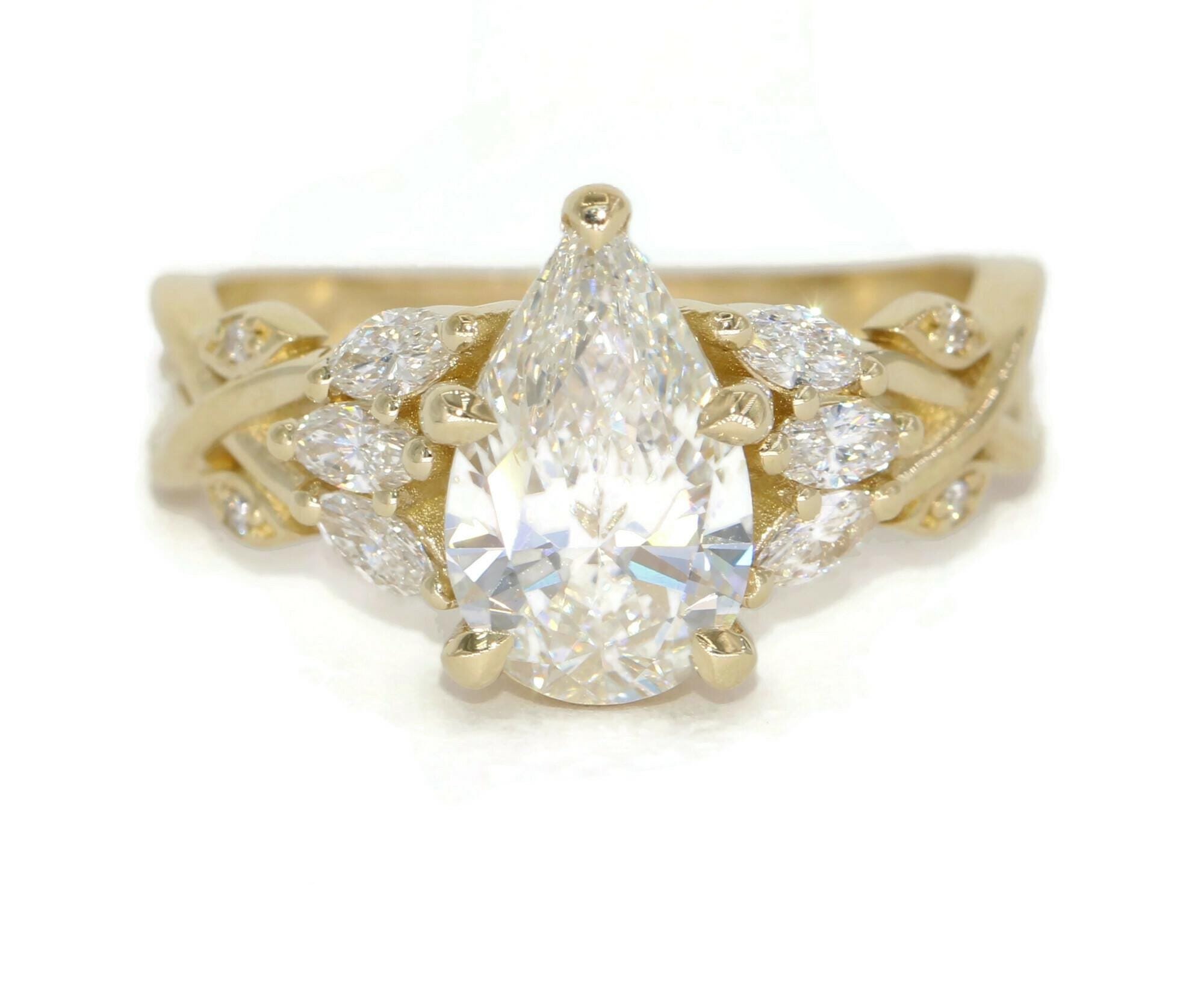 2 ct IGI Certified Pear Lab Diamond Engagement Ring