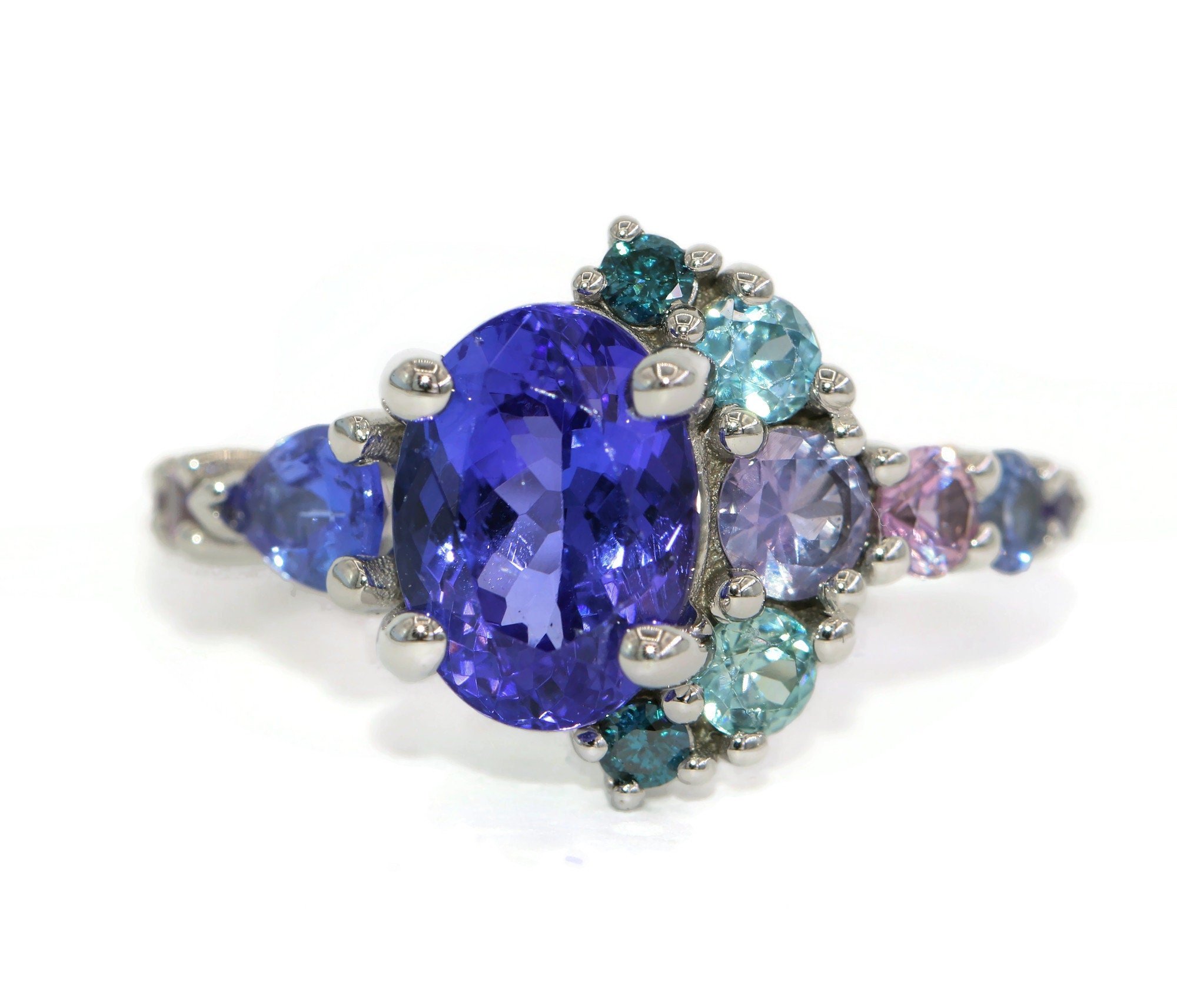 3 ct High Quality Oval Natural Tanzanite Cluster Ring