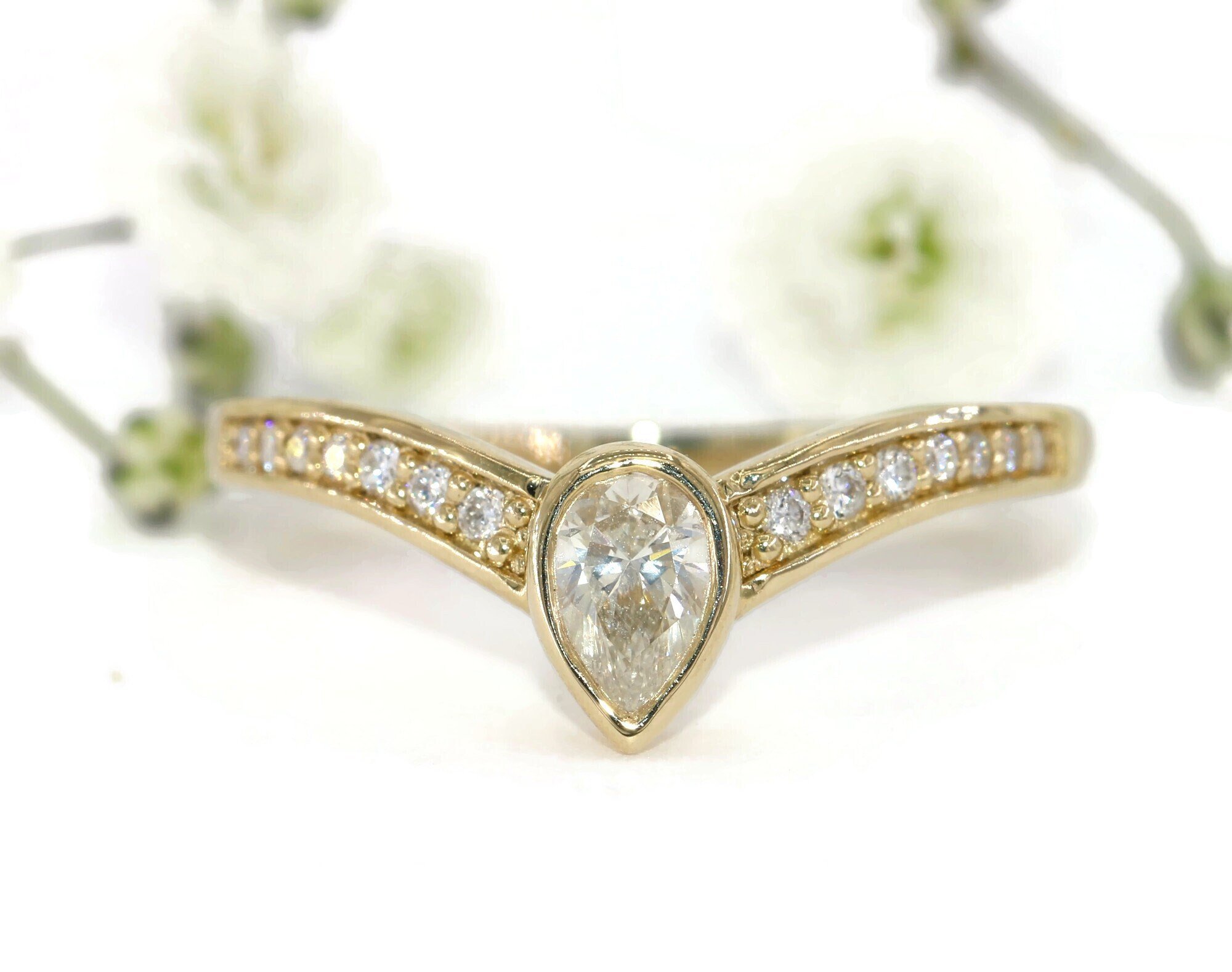Pear Natural Diamond Chevron Nesting Band