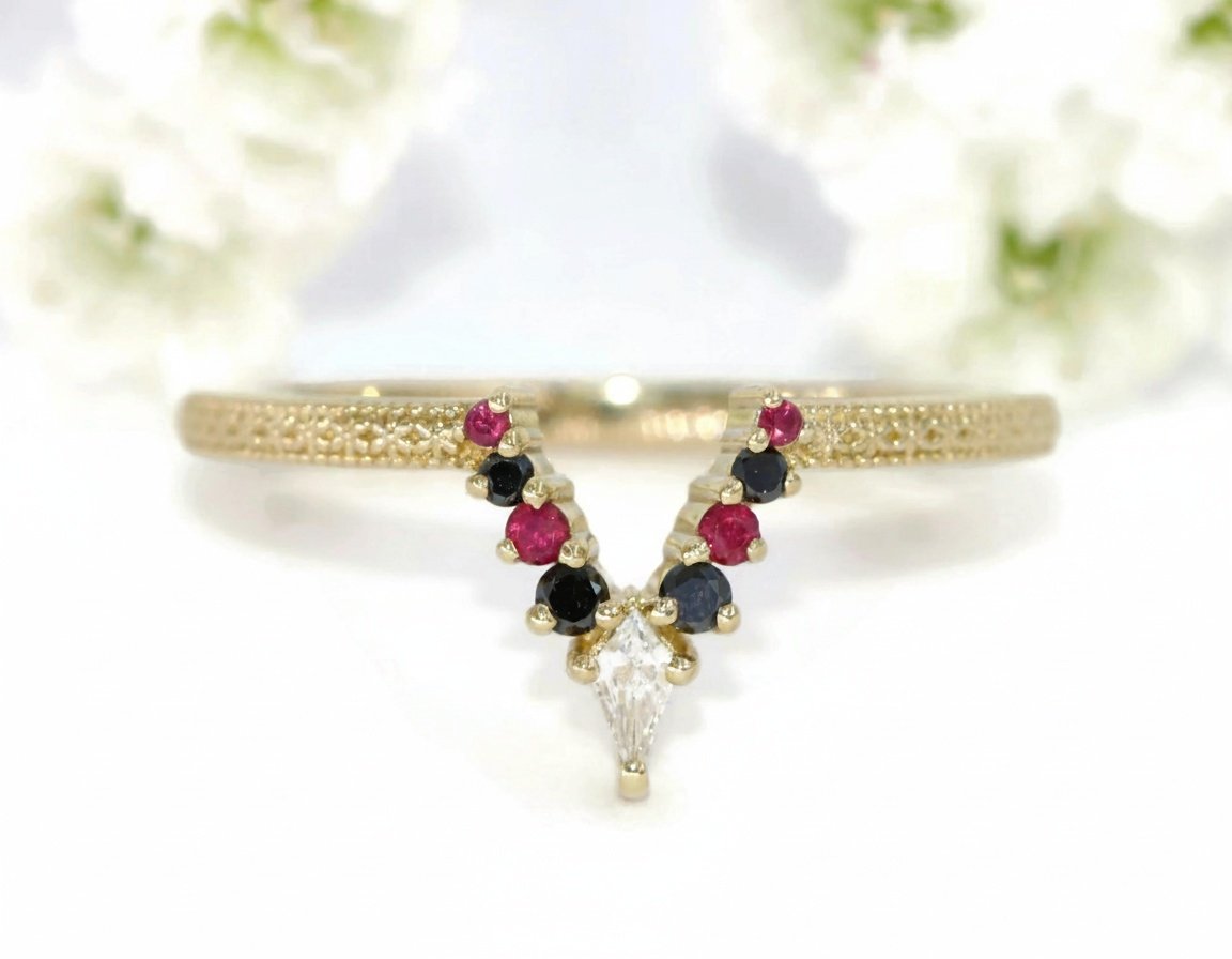 Kite Natural Diamond Engraved Flower Pattern V Shape Black Diamonds and Ruby Wedding Ring