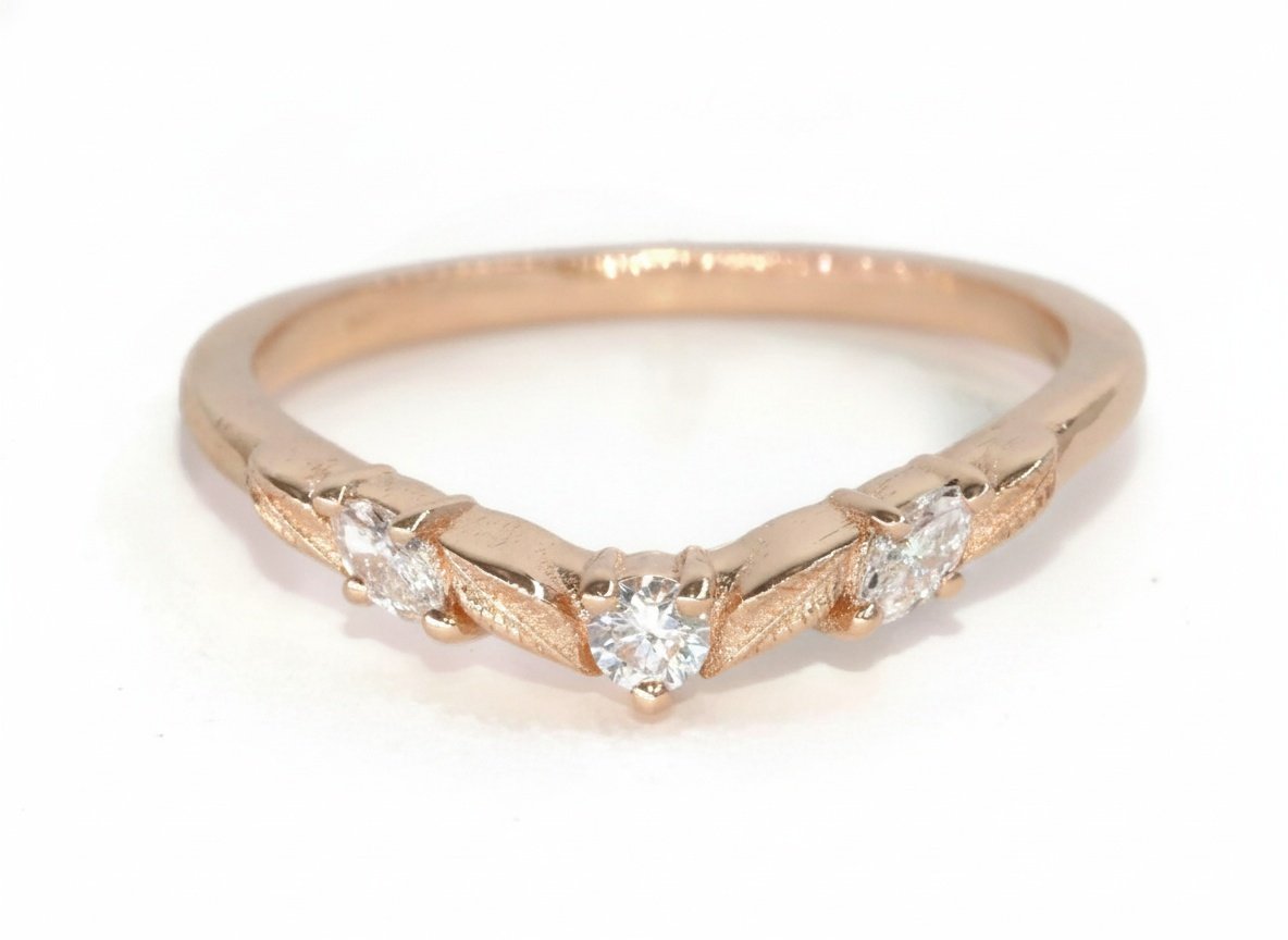 Natural Diamonds Engraved Leaves Flair Wedding Band