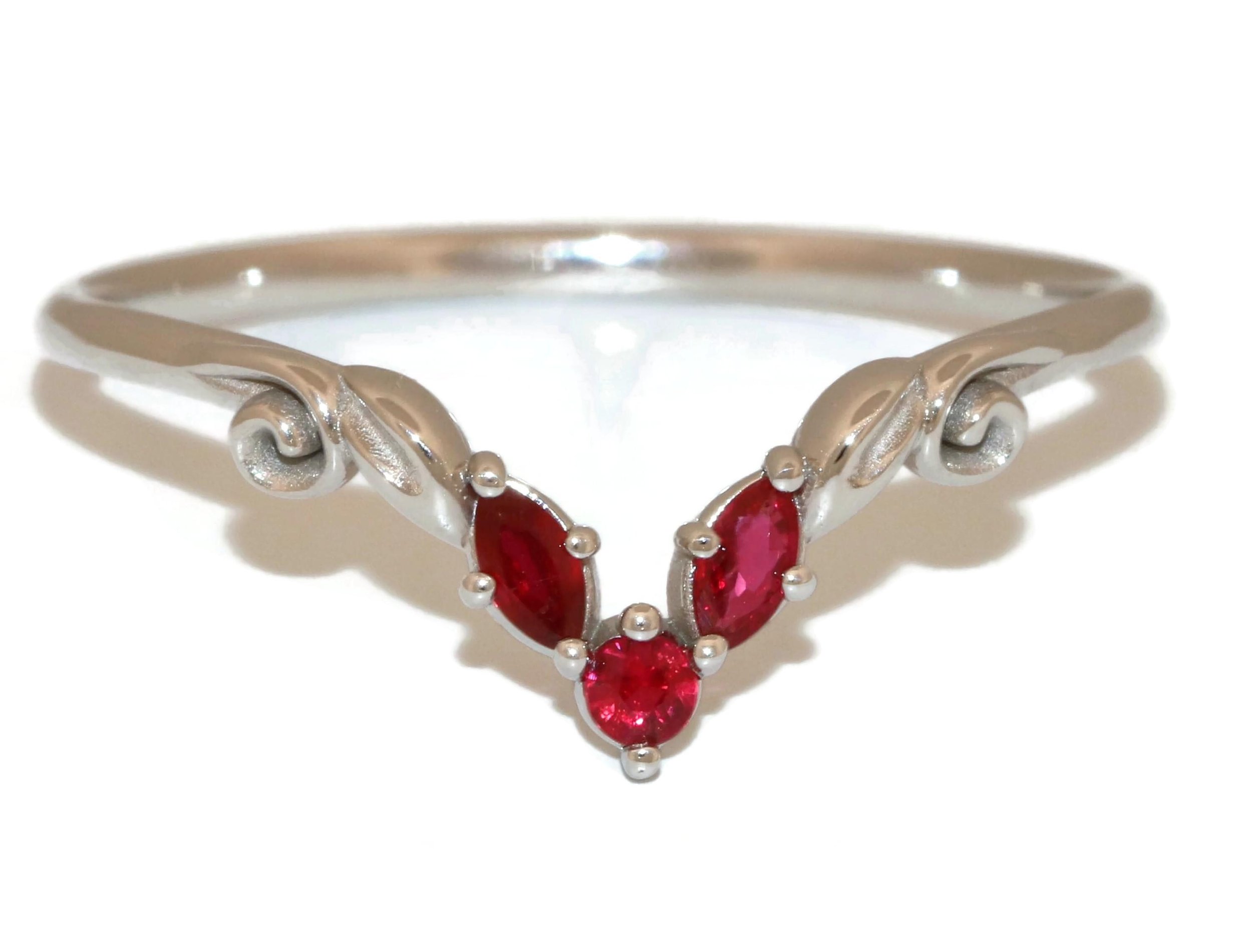 Sculptural Leaf Vine Scrolls Filigree Custom Flair Wedding Ring