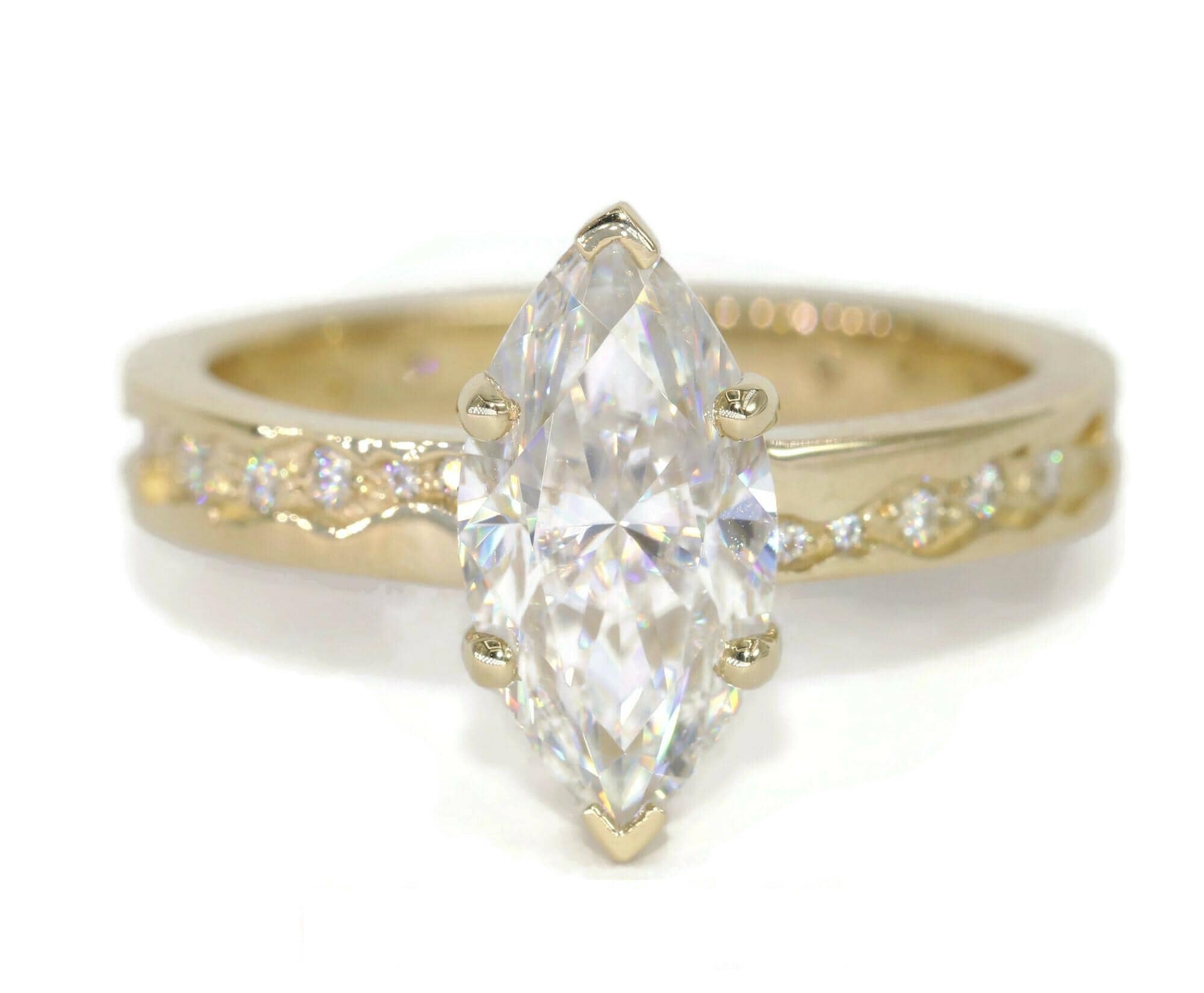 3 ct IGI Certified Lab Diamond Mountains Ring with Inlaid Gems