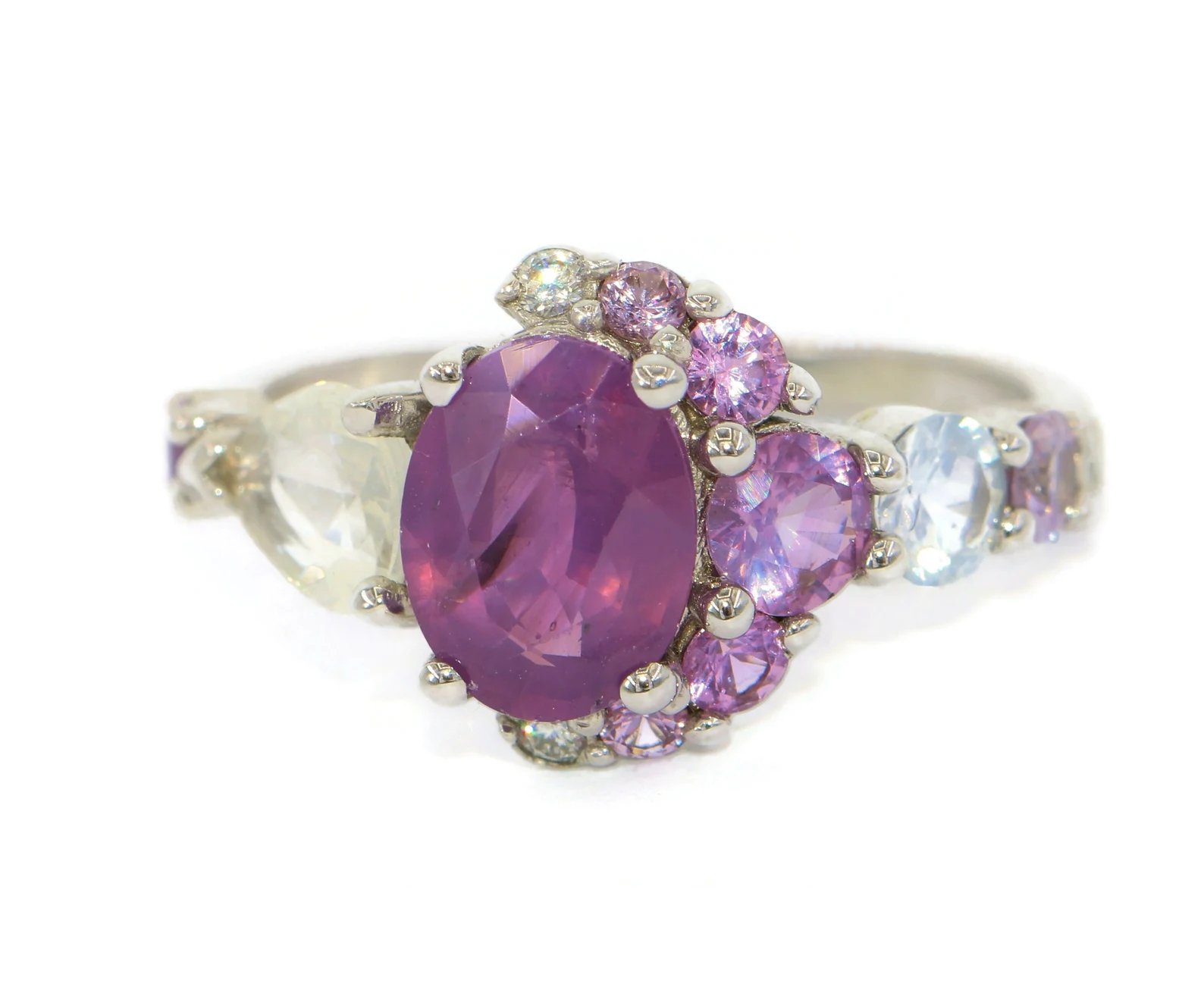 Cluster Oval Crescent 1.8 ct Purple Pink Ombré Half Moon Sapphire Ring