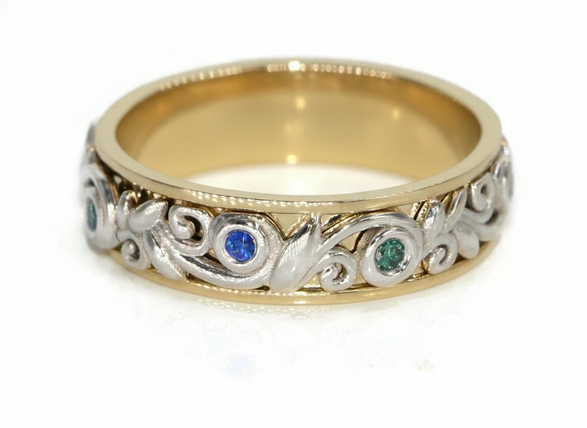 Unisex Nature Inspired Rustic Vine Leaf Scroll Pattern Eternity Ring
