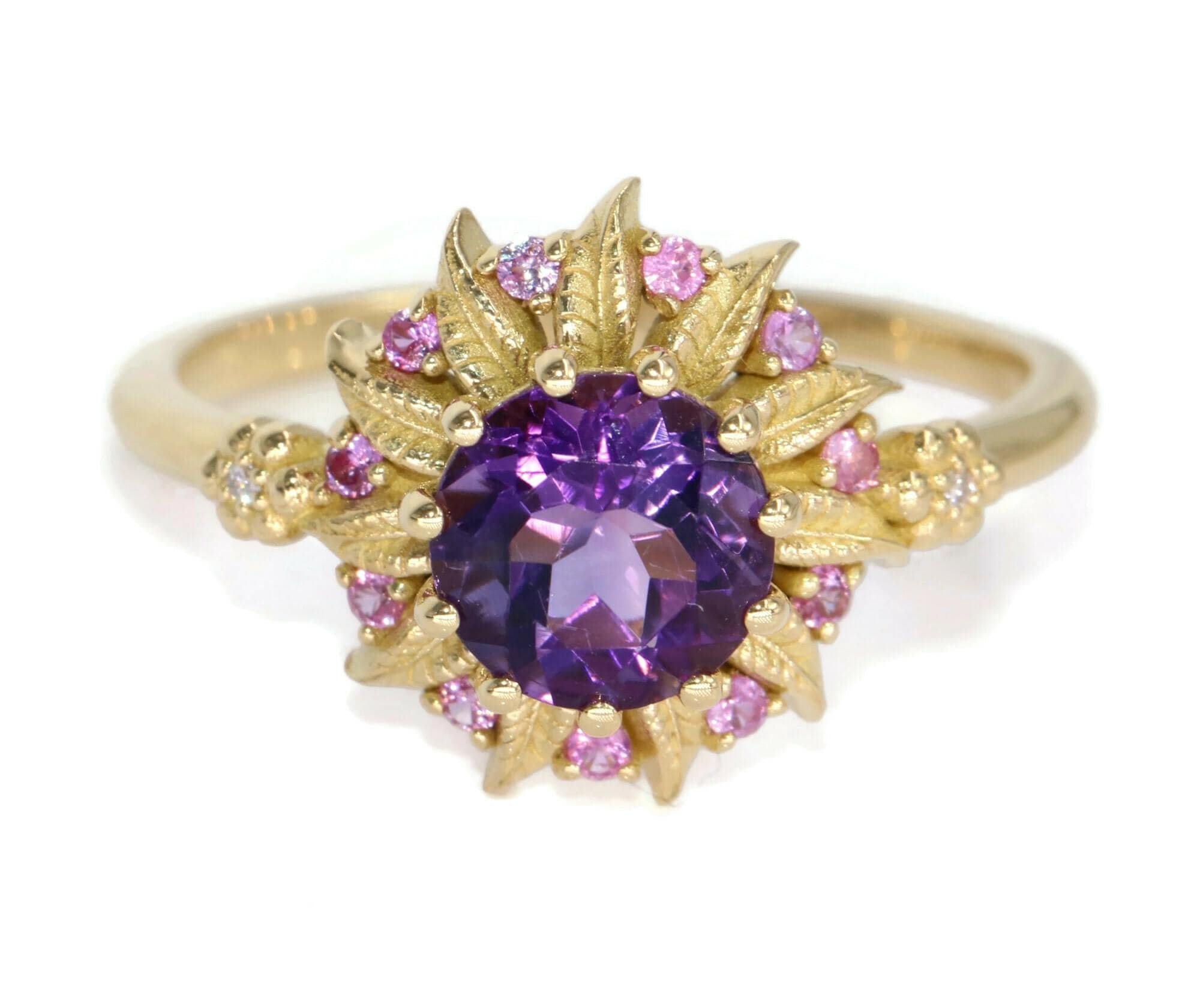 Nature Inspired Flower Engraved Petals Ring