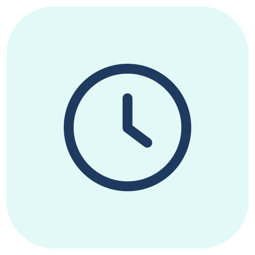 Icon of a clock showing approximately 3:00.