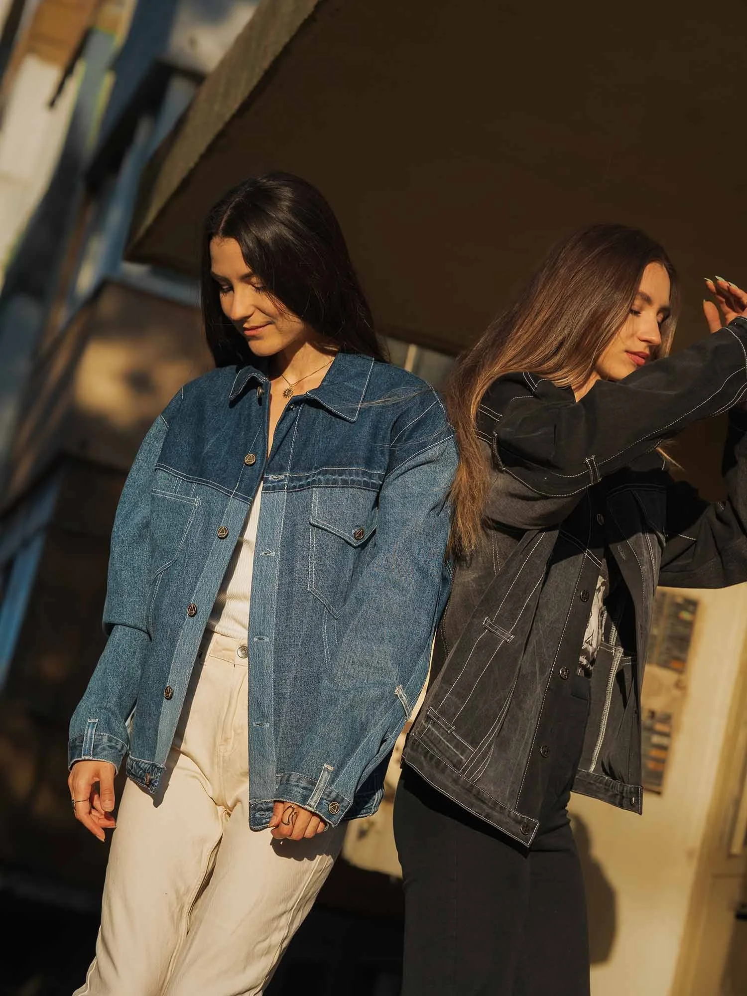 Oversize upcycled denim jacket black and blue 2.jpg