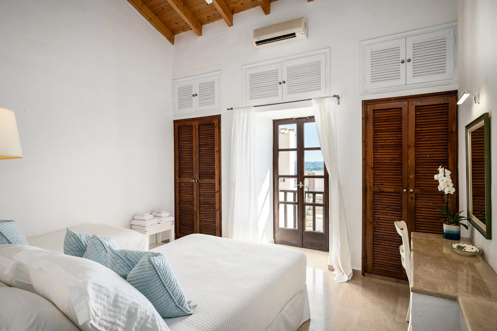 Spartilas Villa-3.JPG