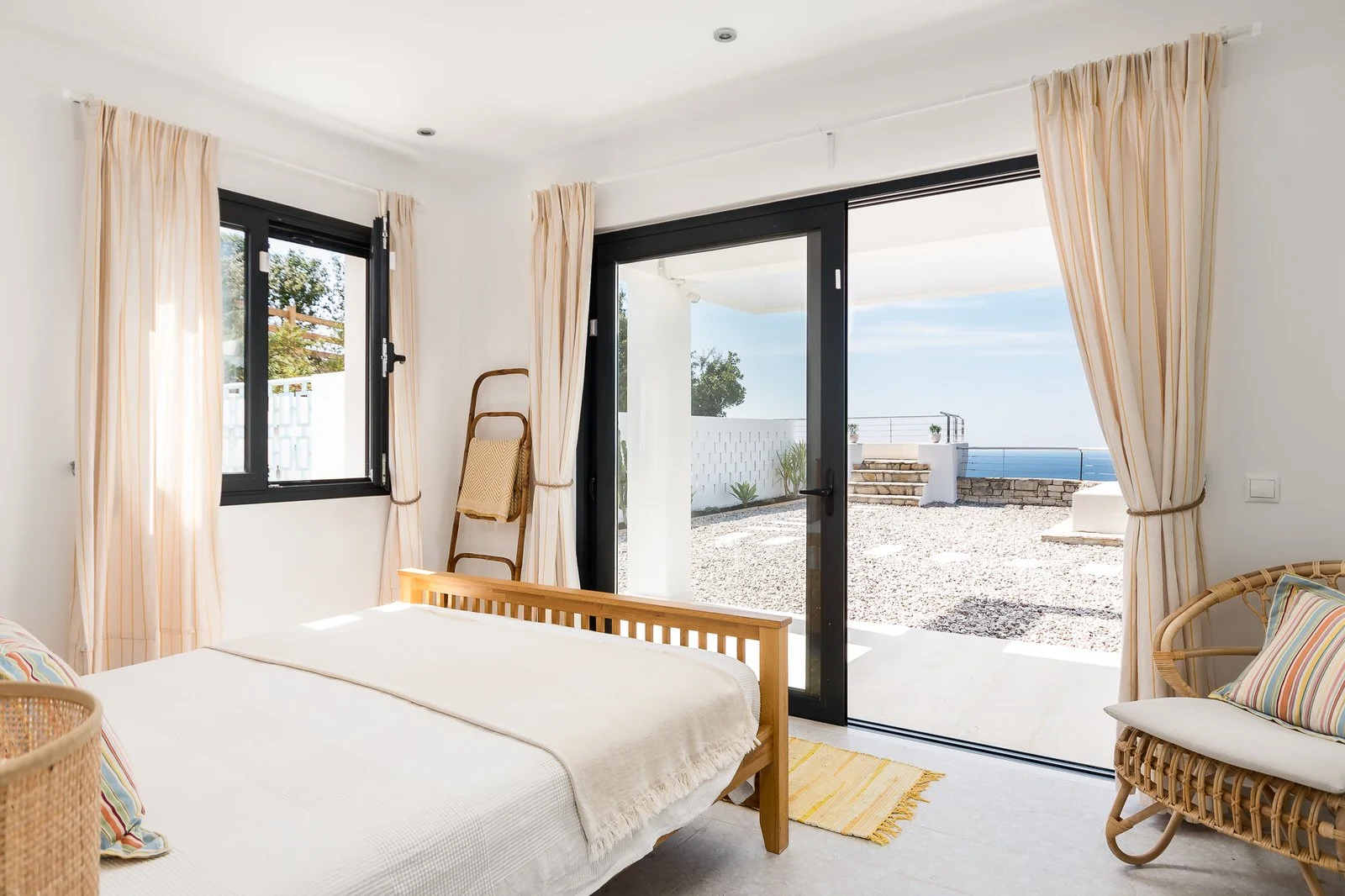 Lookout Villa-10.JPG