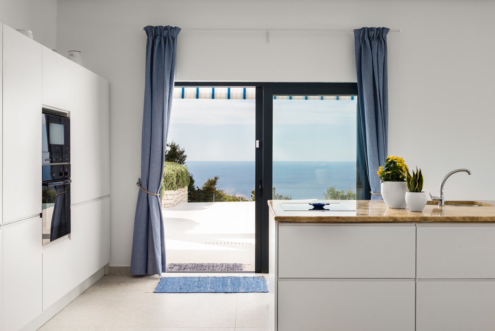 Lookout Villa-19.JPG