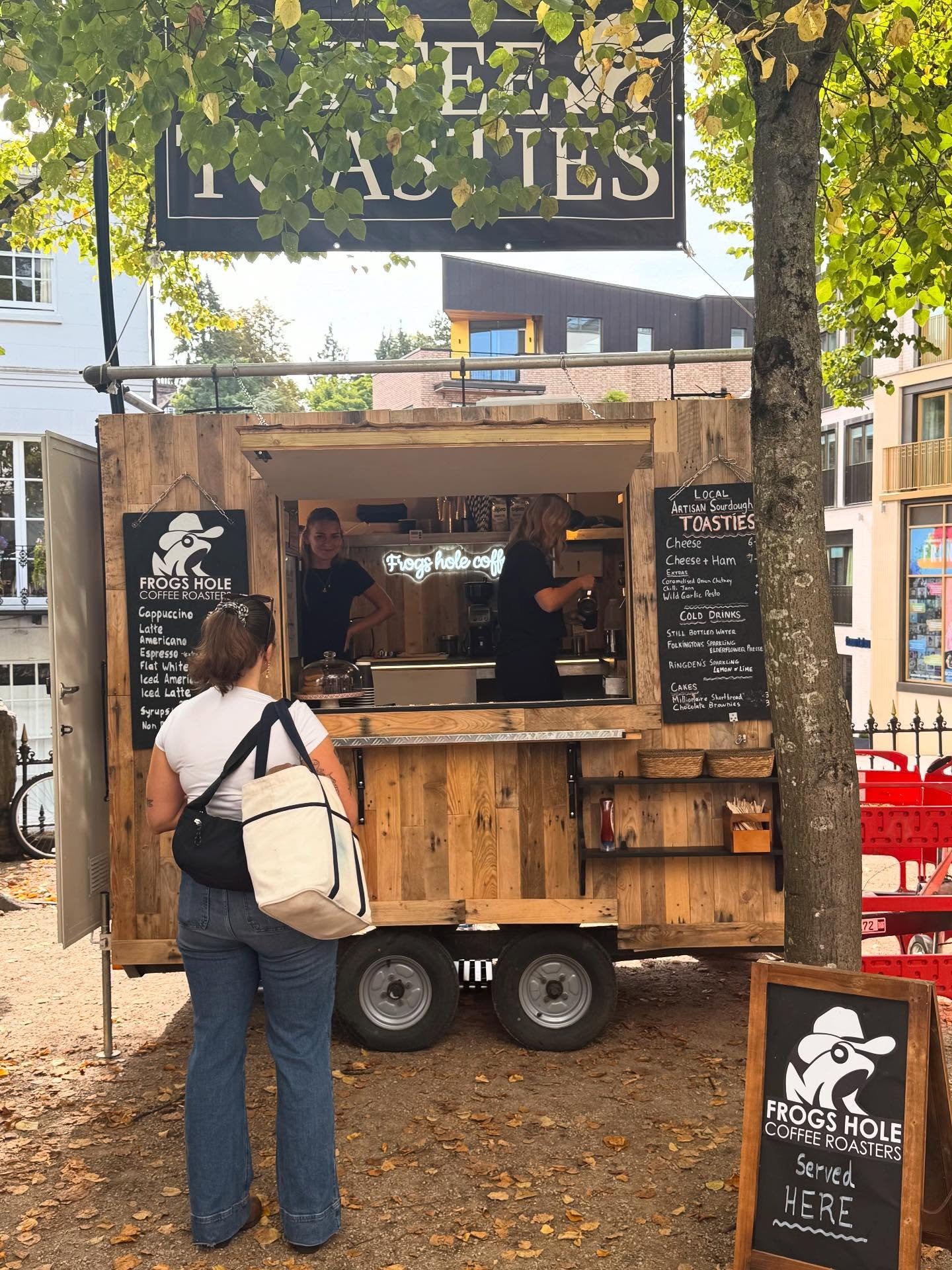 We are plotted at the Pantiles for the Summer Folk Festival - come and say hello! 🤠
