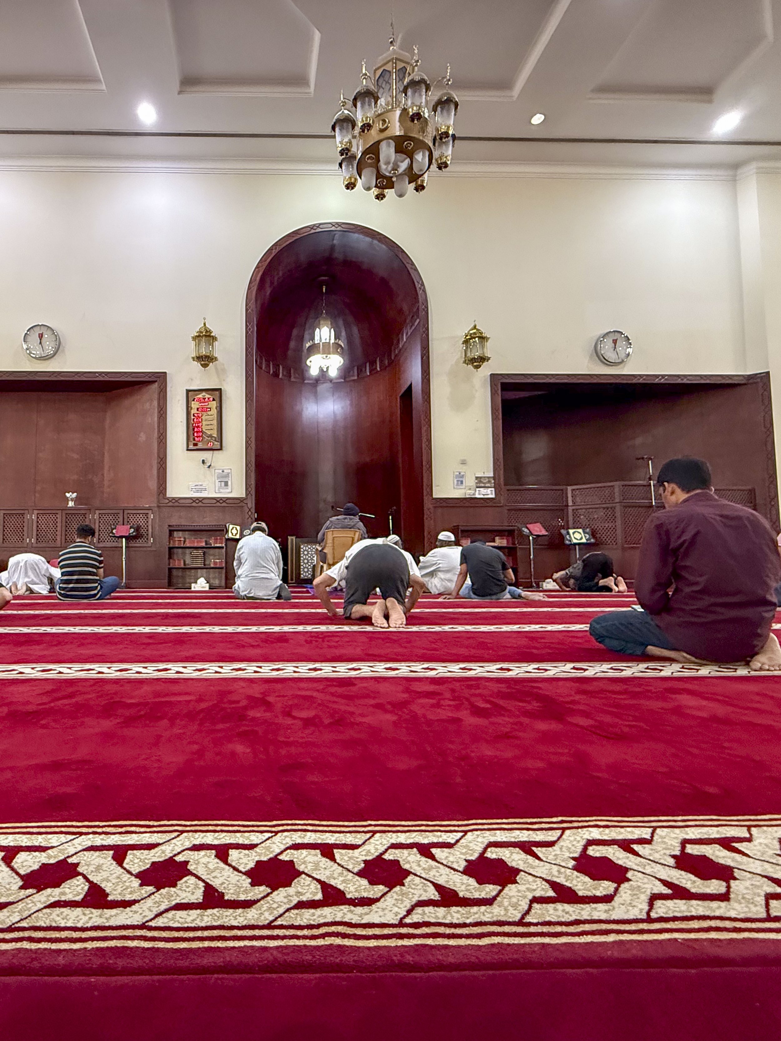 A mosque in a populated area of Doha