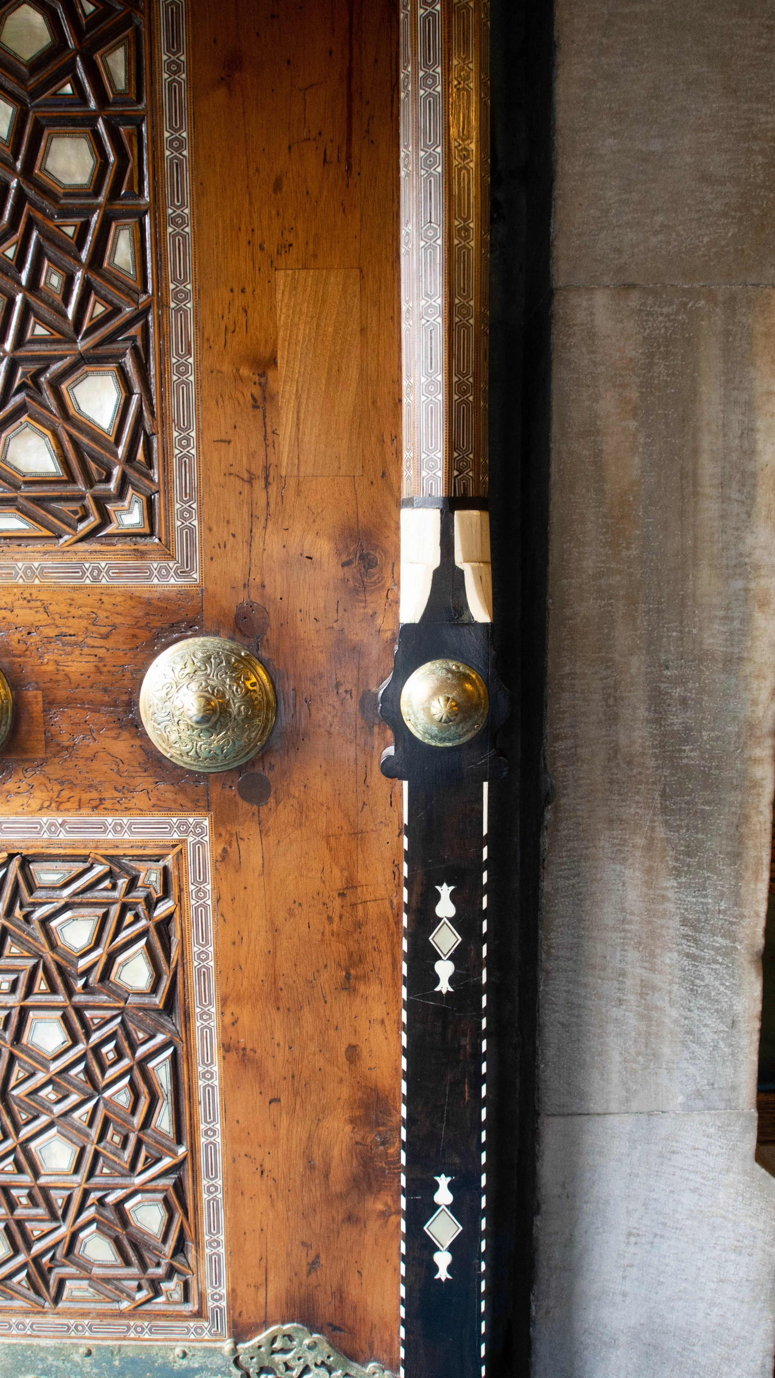 A finely decorated door 