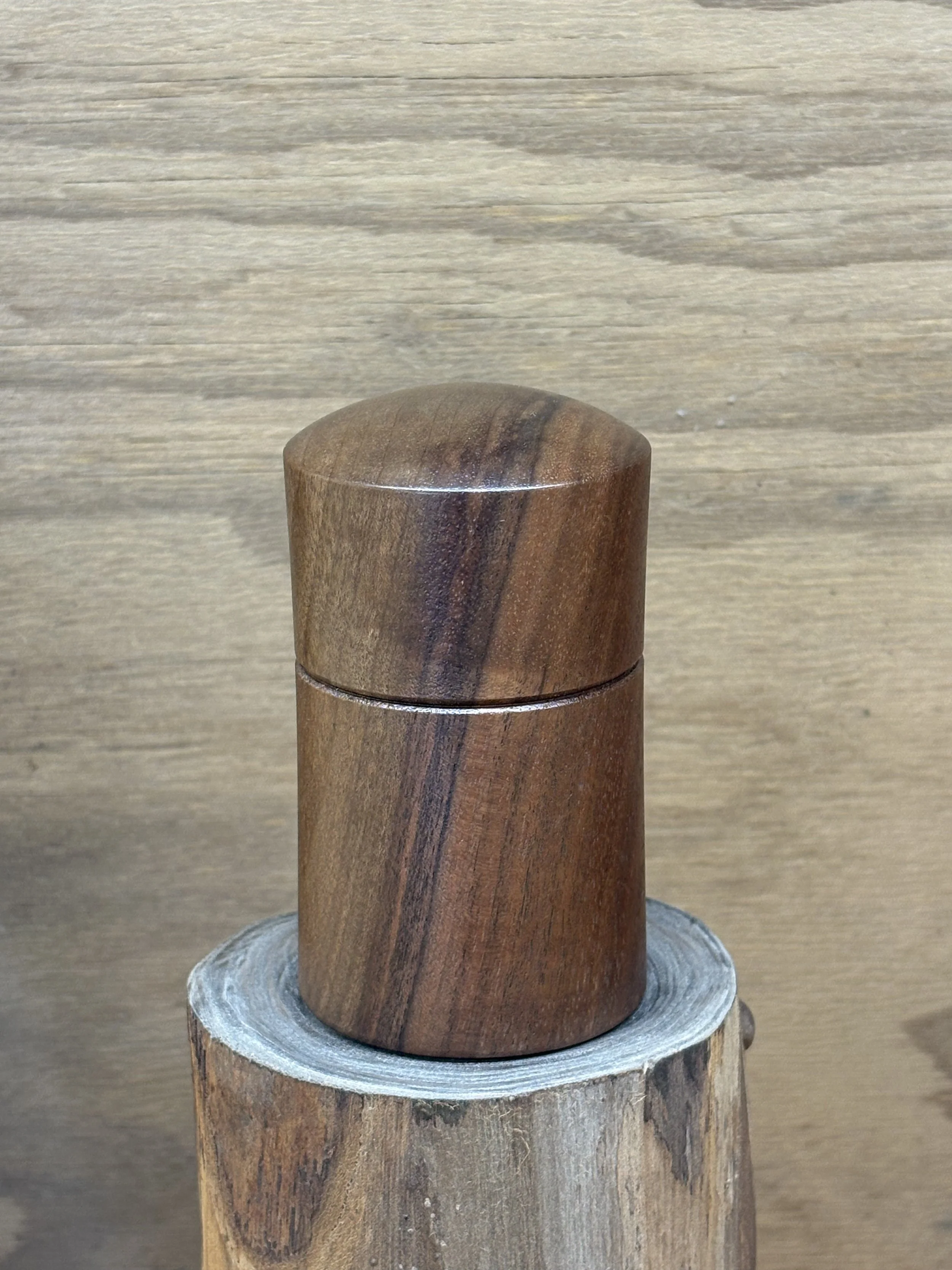Dairyville Orchard Claro Walnut Lacquered Lidded Box 2621
