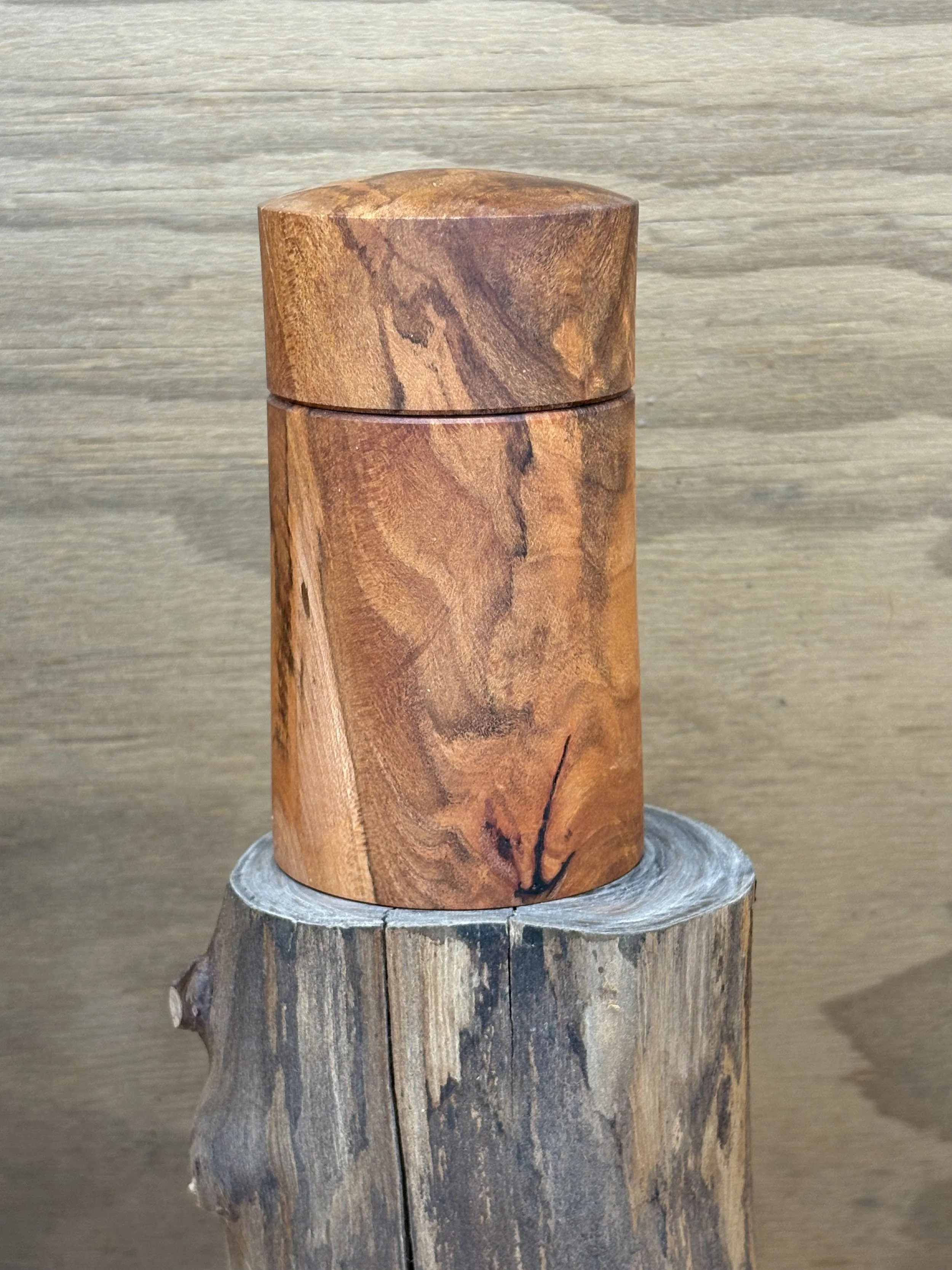 Golden Glen Eucalyptus Lidded Box 2613