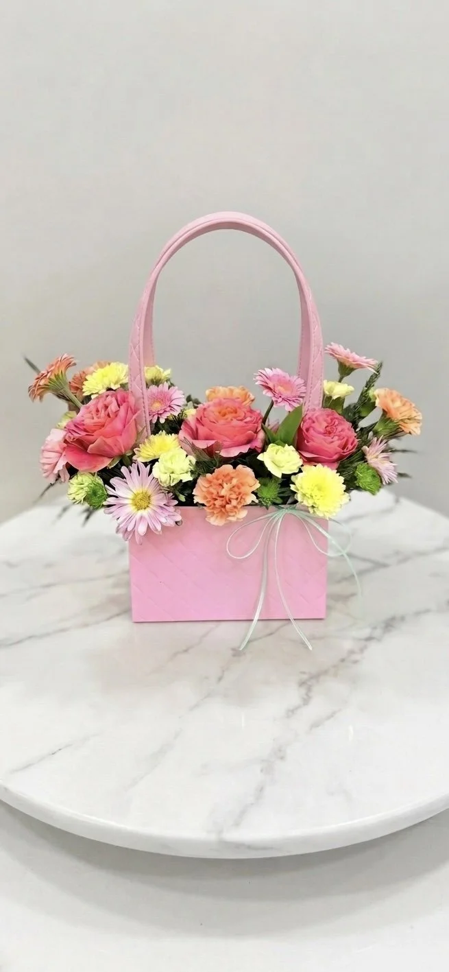 coral-pink-rose-mum-carnation-pink-handbag-flower-bag-arrangement.jpg