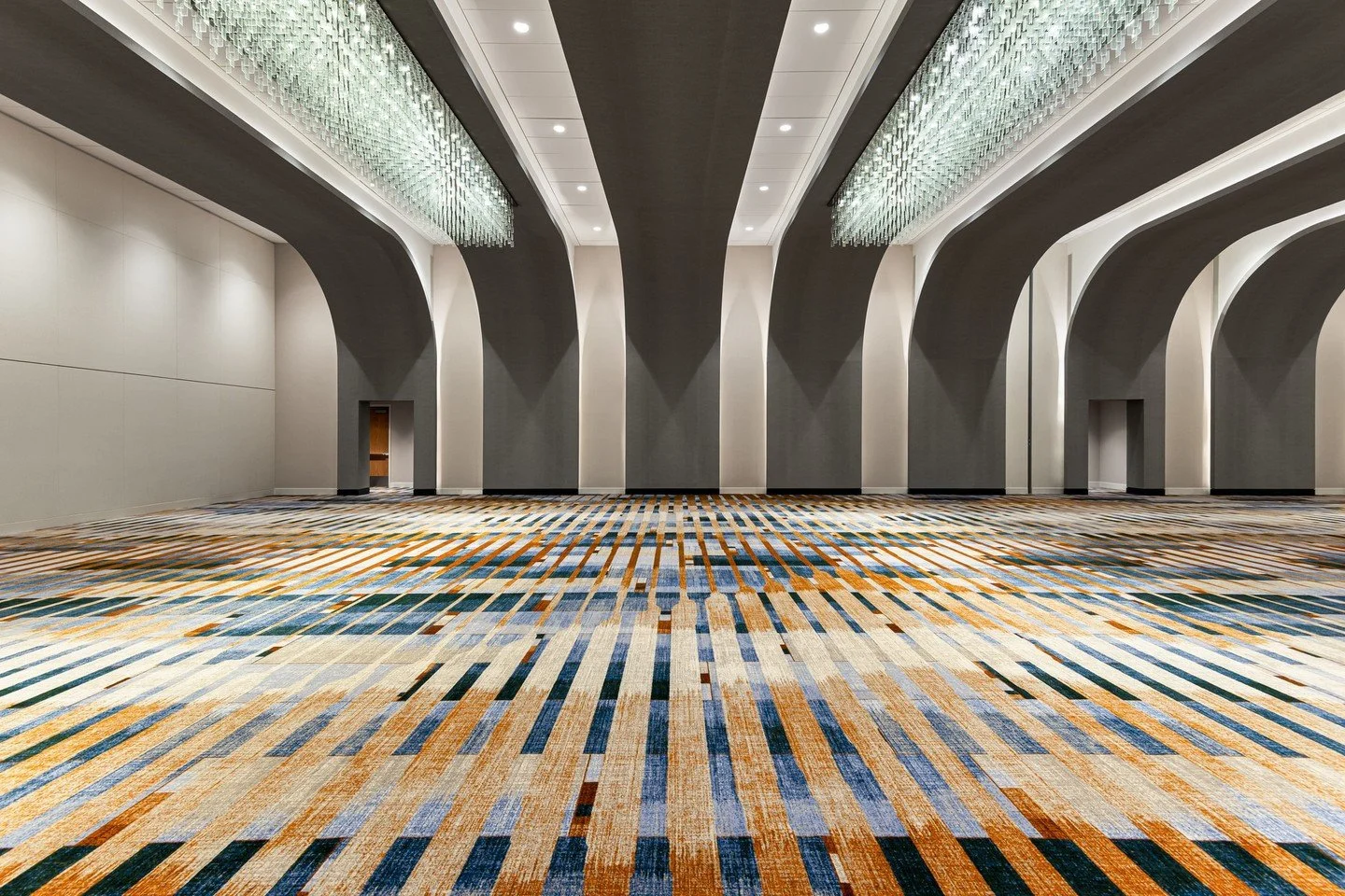 Where world-class hospitality meets one of the country's busiest airports.

The Westin Denver International Airport is in the middle of a landmark $25 million property-wide transformation, and we were brought in to document it. As the only LEED Plati