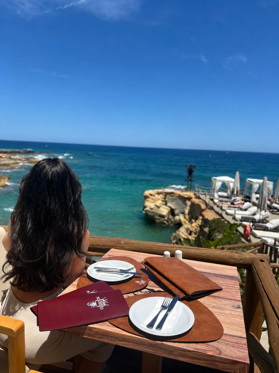 Been a little quiet on here lately! 
I have had a very busy May with clients and adventures and just returned from the most amazing holiday in Crete! 🇬🇷🌅🌊
Junes availability will be posted shortly 👀 ✨