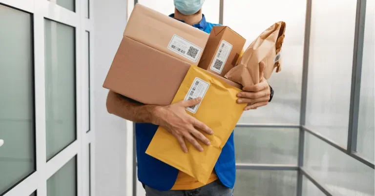 Mail & Small Parcel Courier