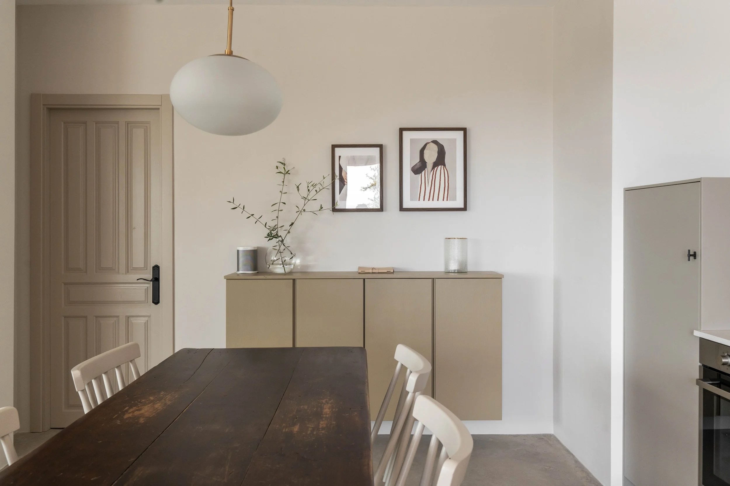 Eethoek appartement bij de keuken