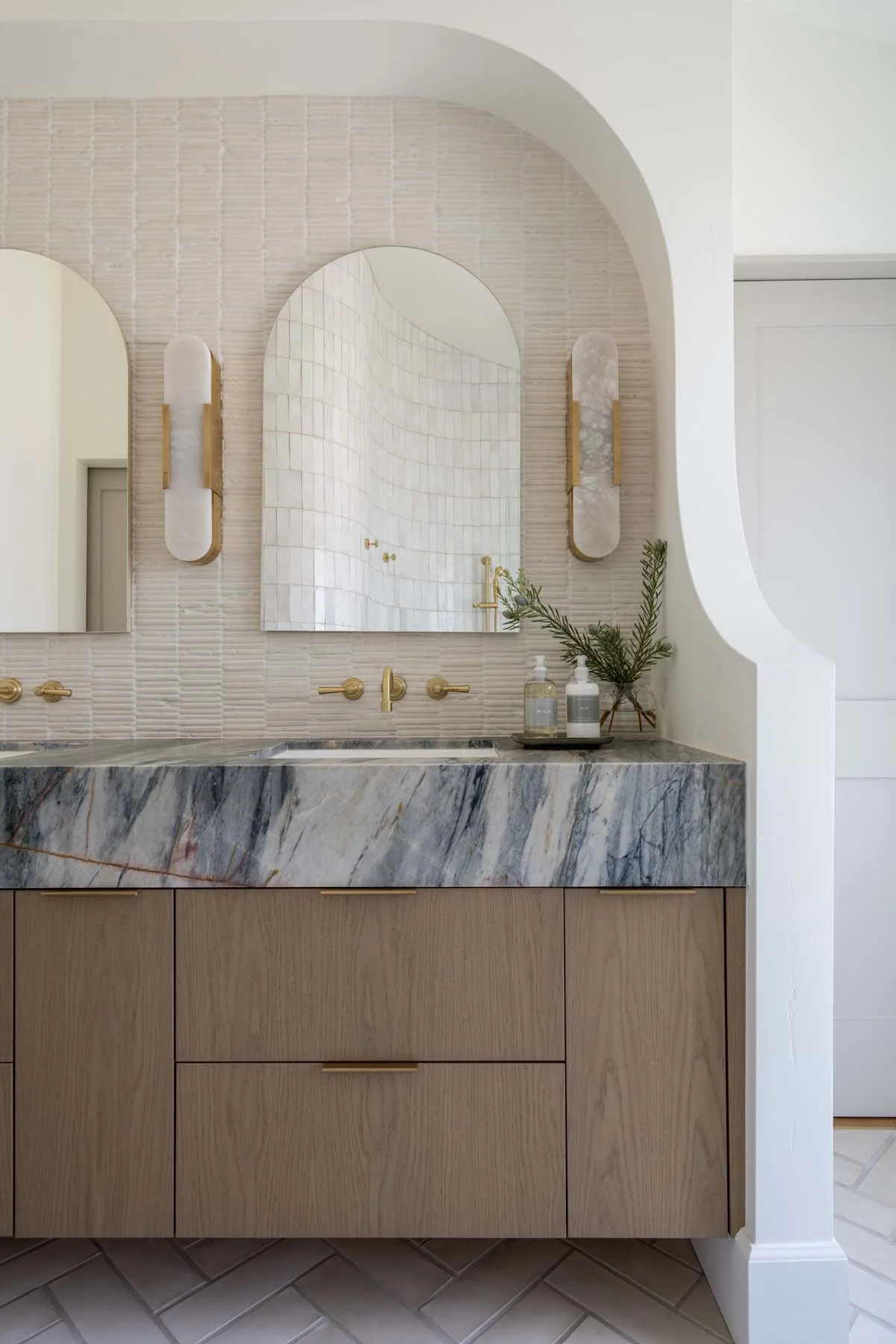 Carlsbad Primary Suite-7_1.jpg
