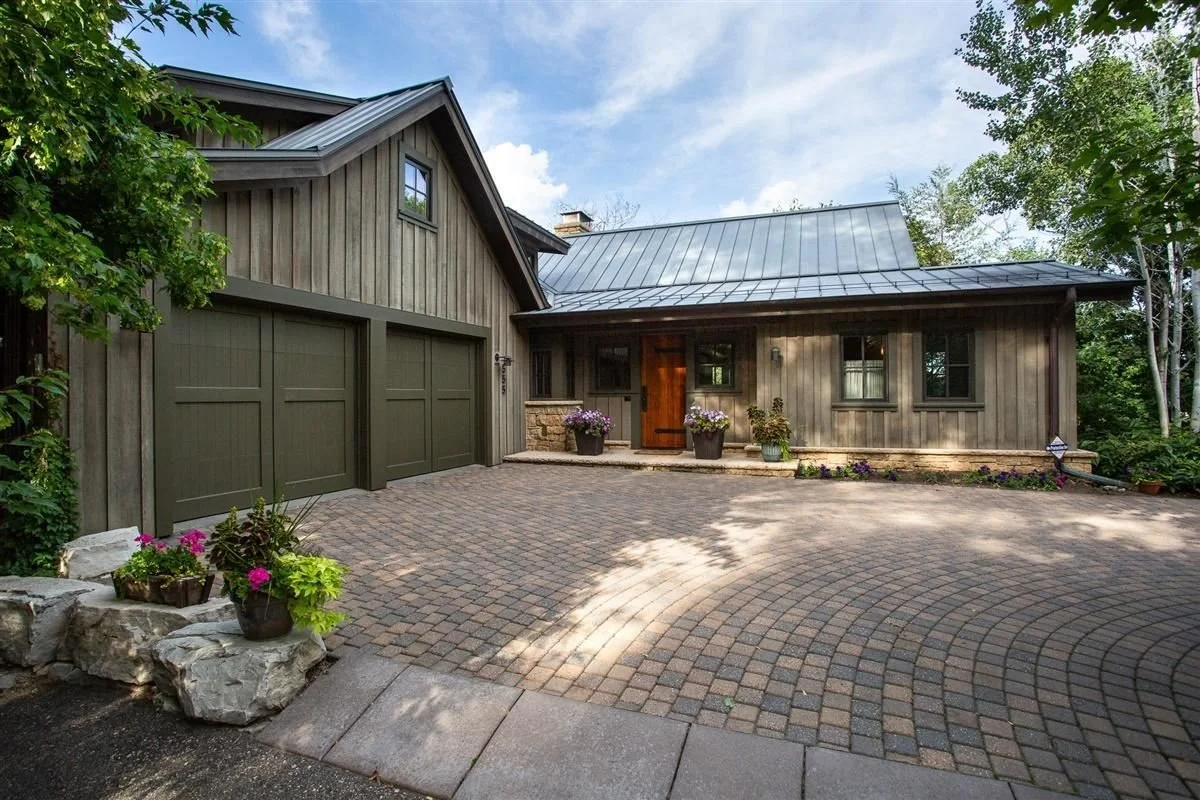 NORTHWOODS LAKE RETREAT