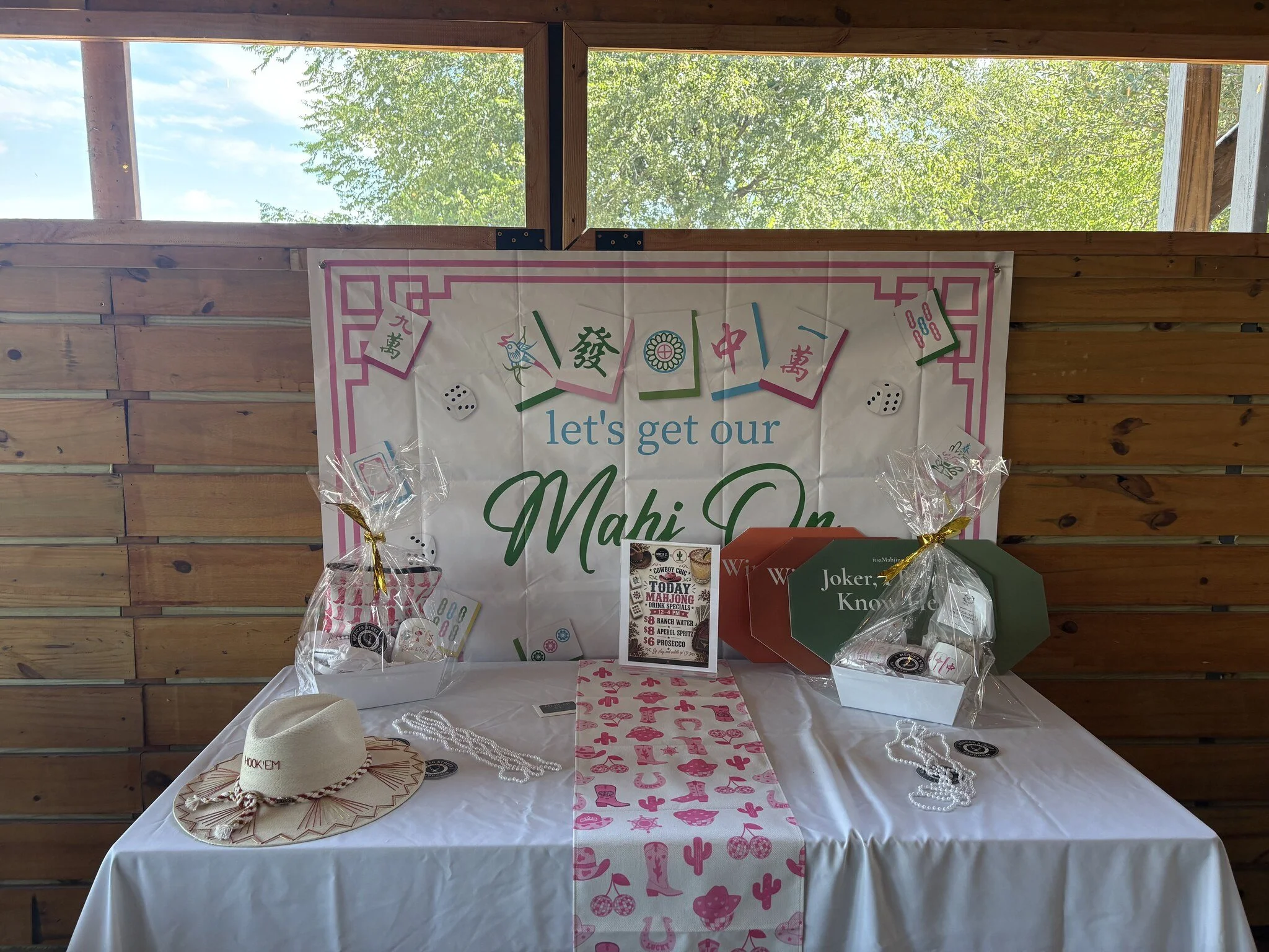 every great mahj night starts with a welcome table