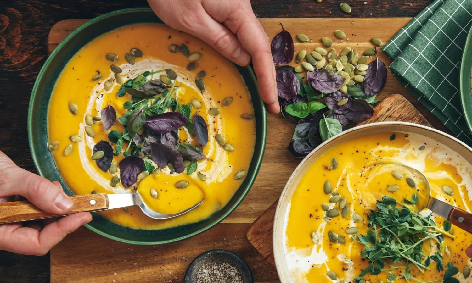 golden cauliflower soup with turmeric