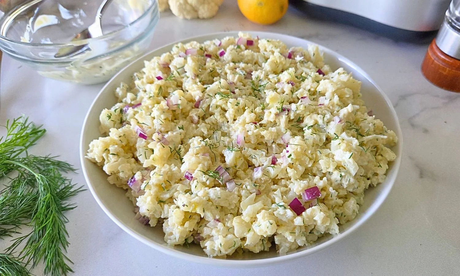 cauliflower salad with dill and red onion