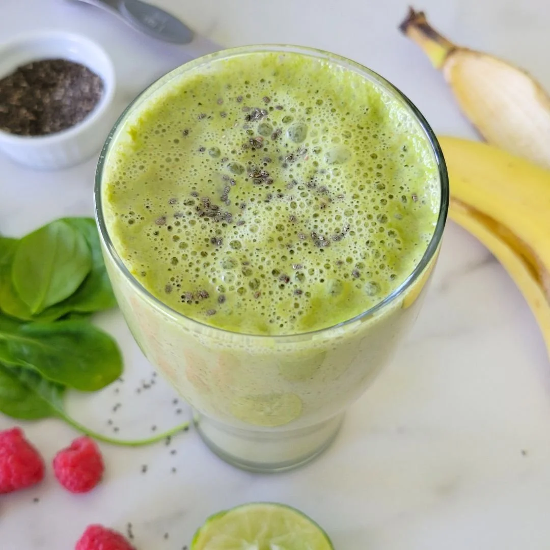 green smoothie in glass