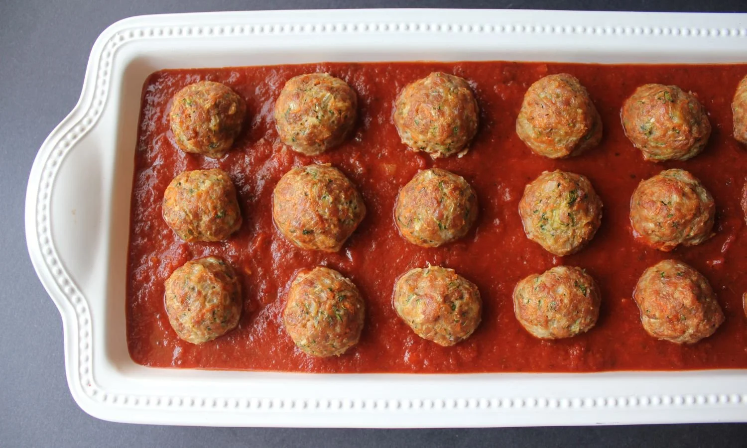 gluten free turkey meatballs in tray