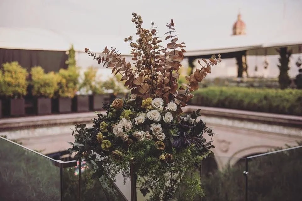 Rustic table setting at one of Laurie’s customers wedding.