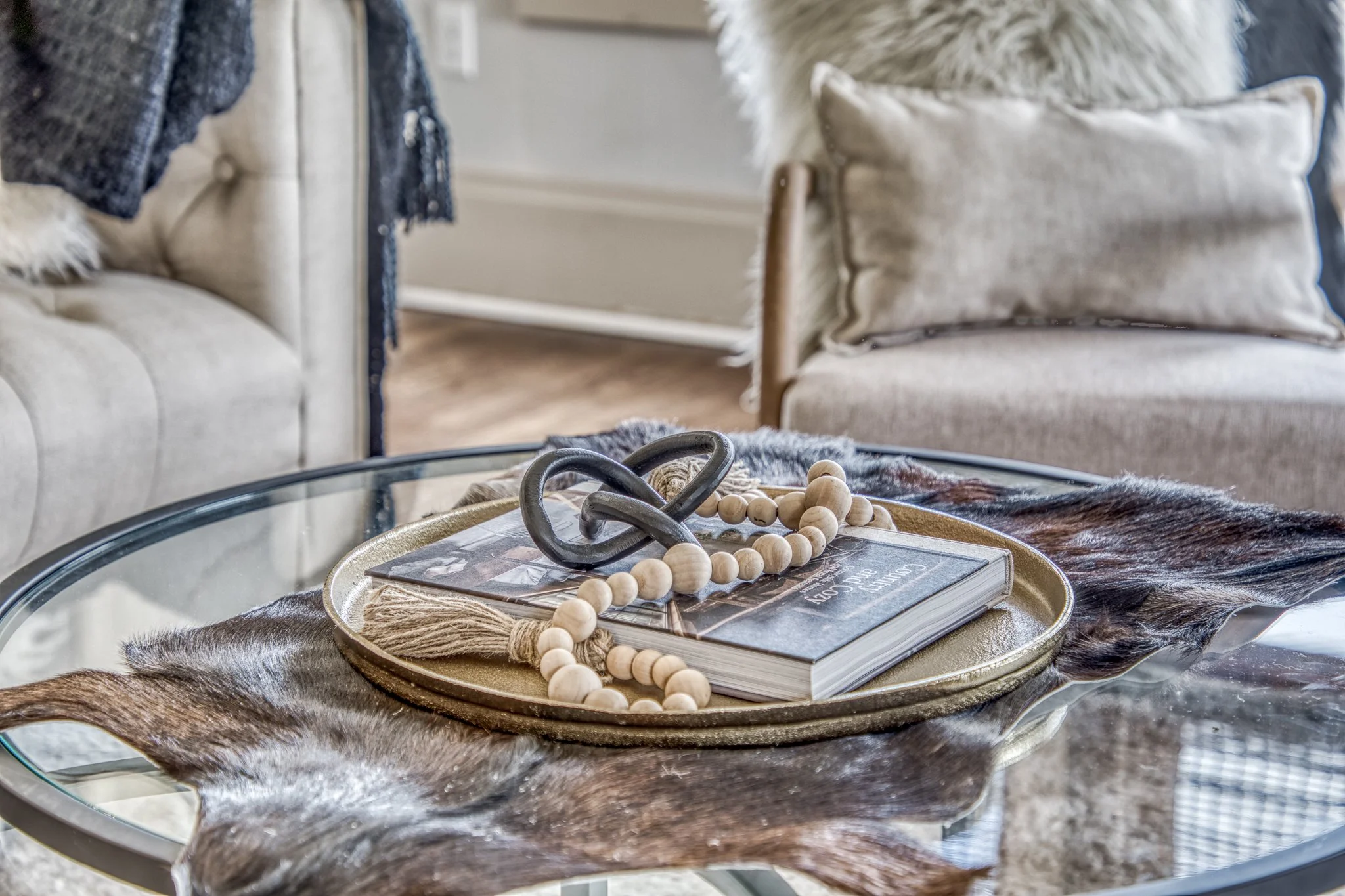 Cari_Goeke-404_W_Main_St-Bellville-5D4_4486.jpg