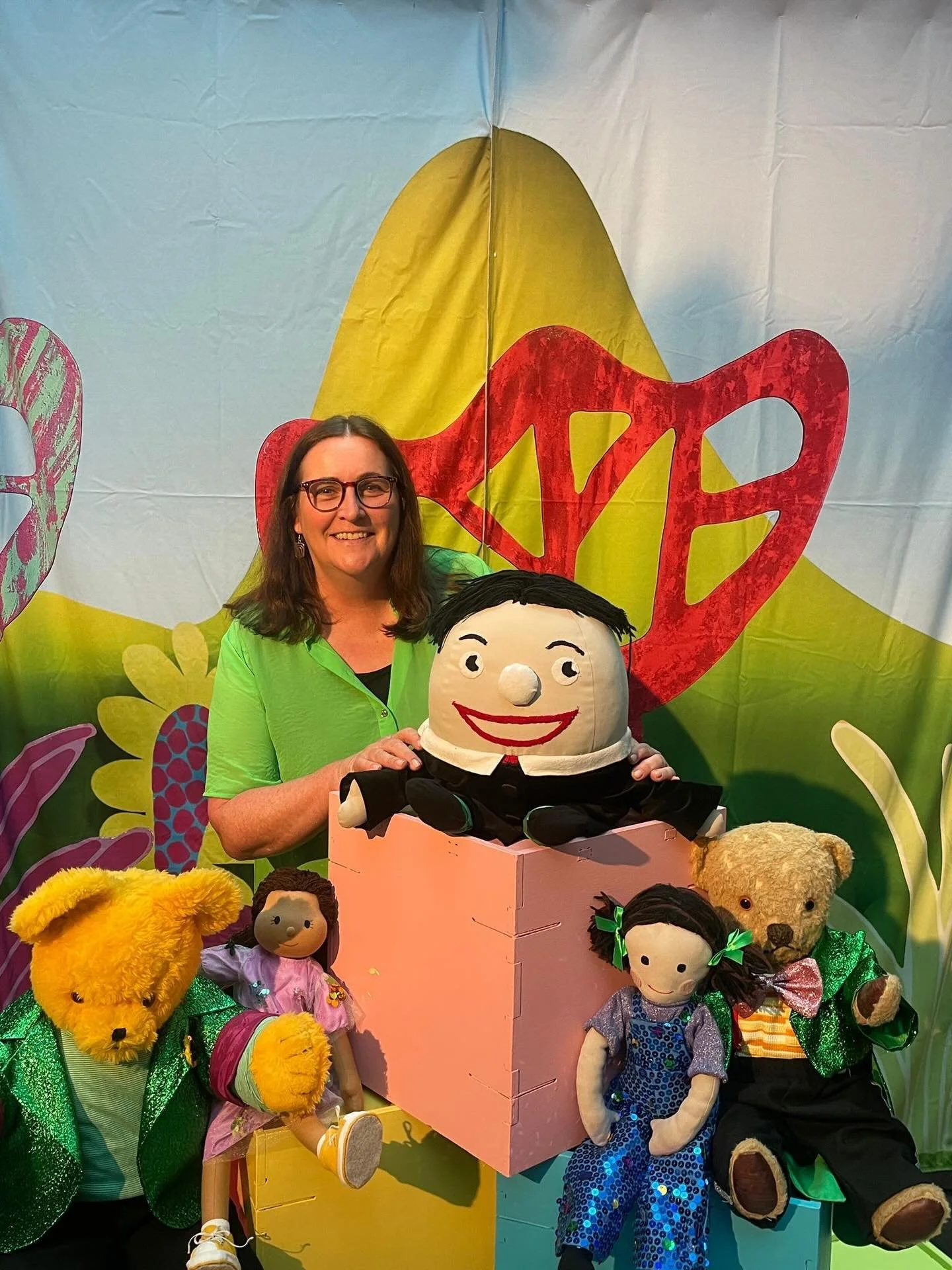 Play School is 60!

This iconic children&rsquo;s show continues to honour children and the value of play and story telling for children&rsquo;s learning. 

One of our teachers, Leanne, joined the joyful 60th anniversary celebrations with special gues