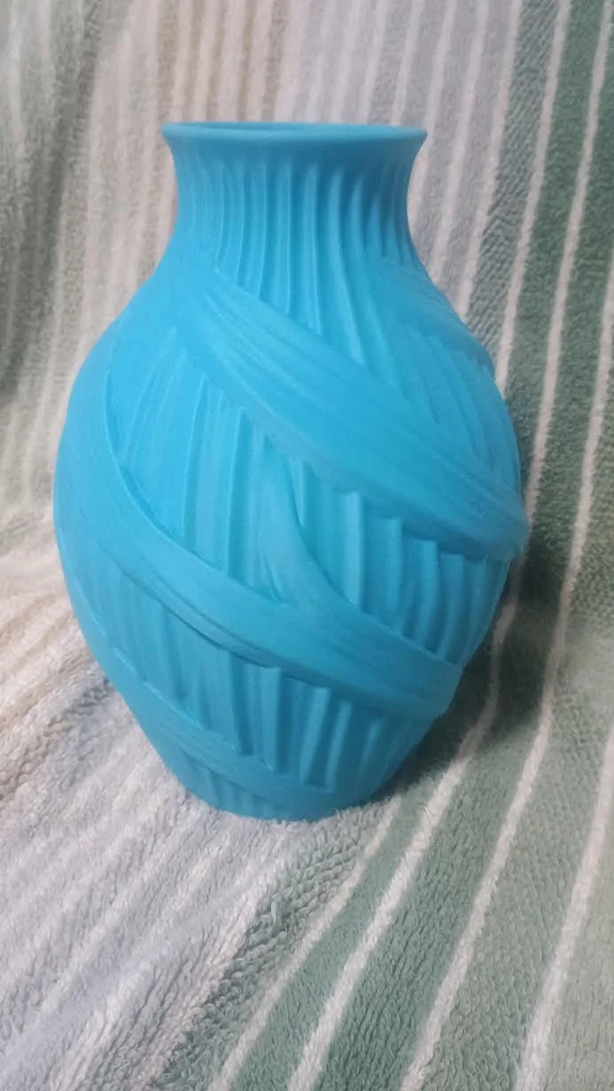 Twisted Ribbon Vase - Digital Download