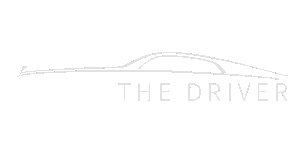 Schwarzes Logo mit weißer Umrisslinie eines Autos und dem Text "THE DRIVER" darunter.
