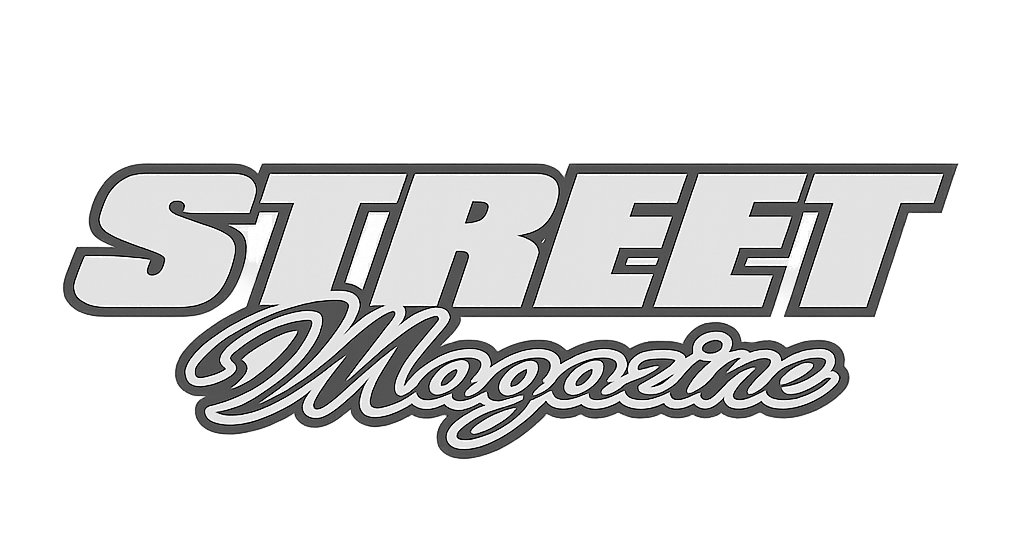Logo mit dem Text 'Street Magazine' in schwarzer und grauer Schrift.