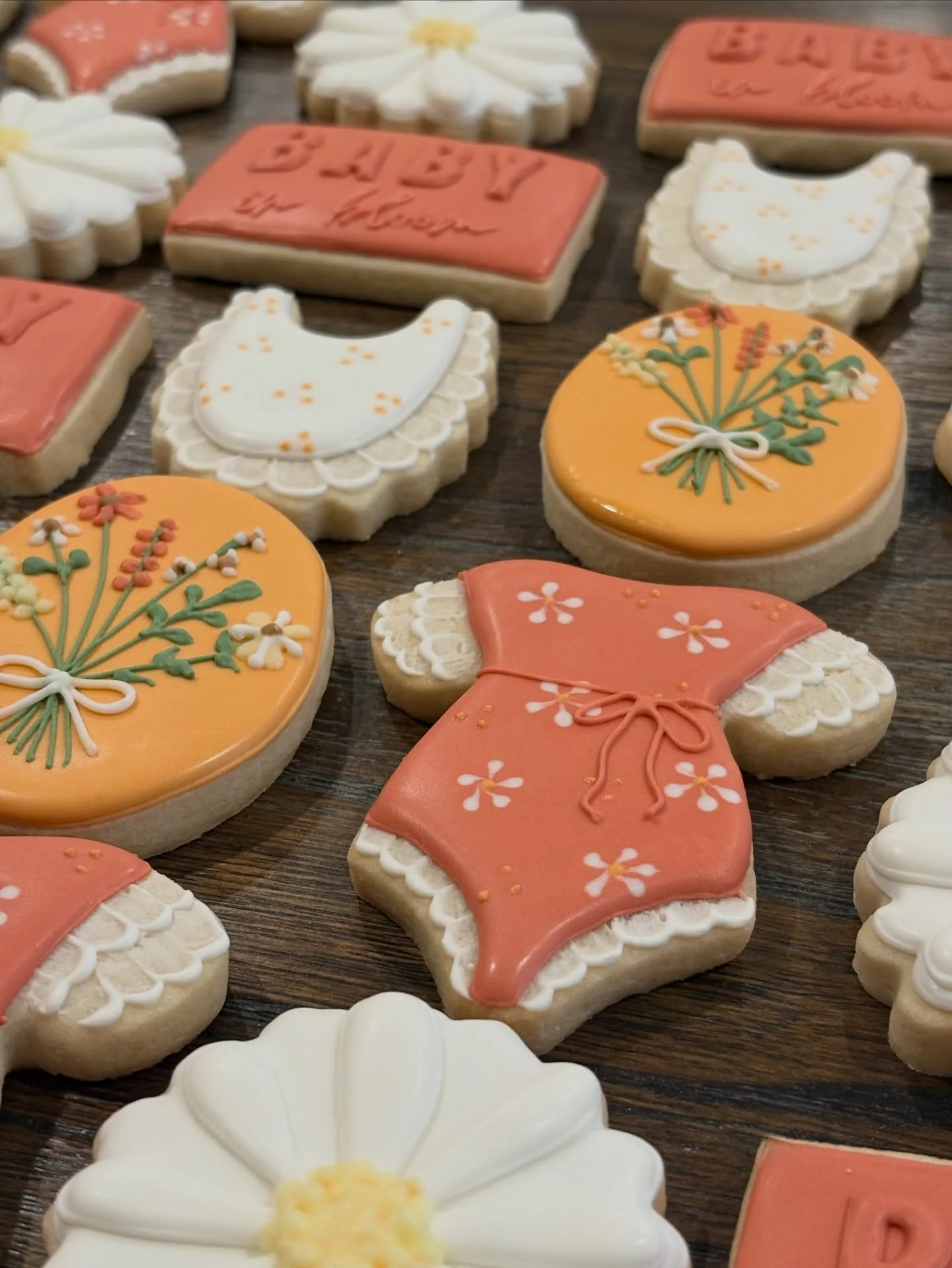 Another sweet baby shower set for a sweet friend! 💐🩷