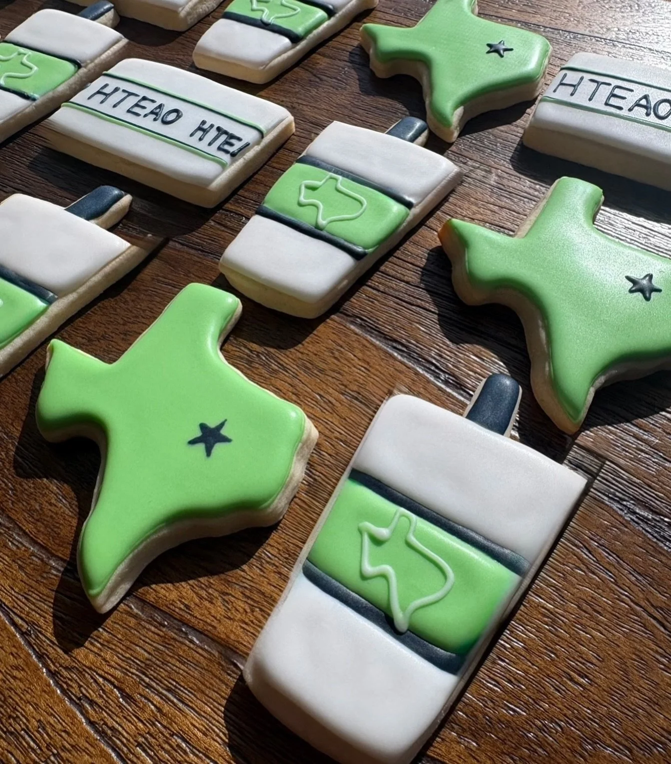 Grand opening treat for HTeaO Waxahachie! 🤩