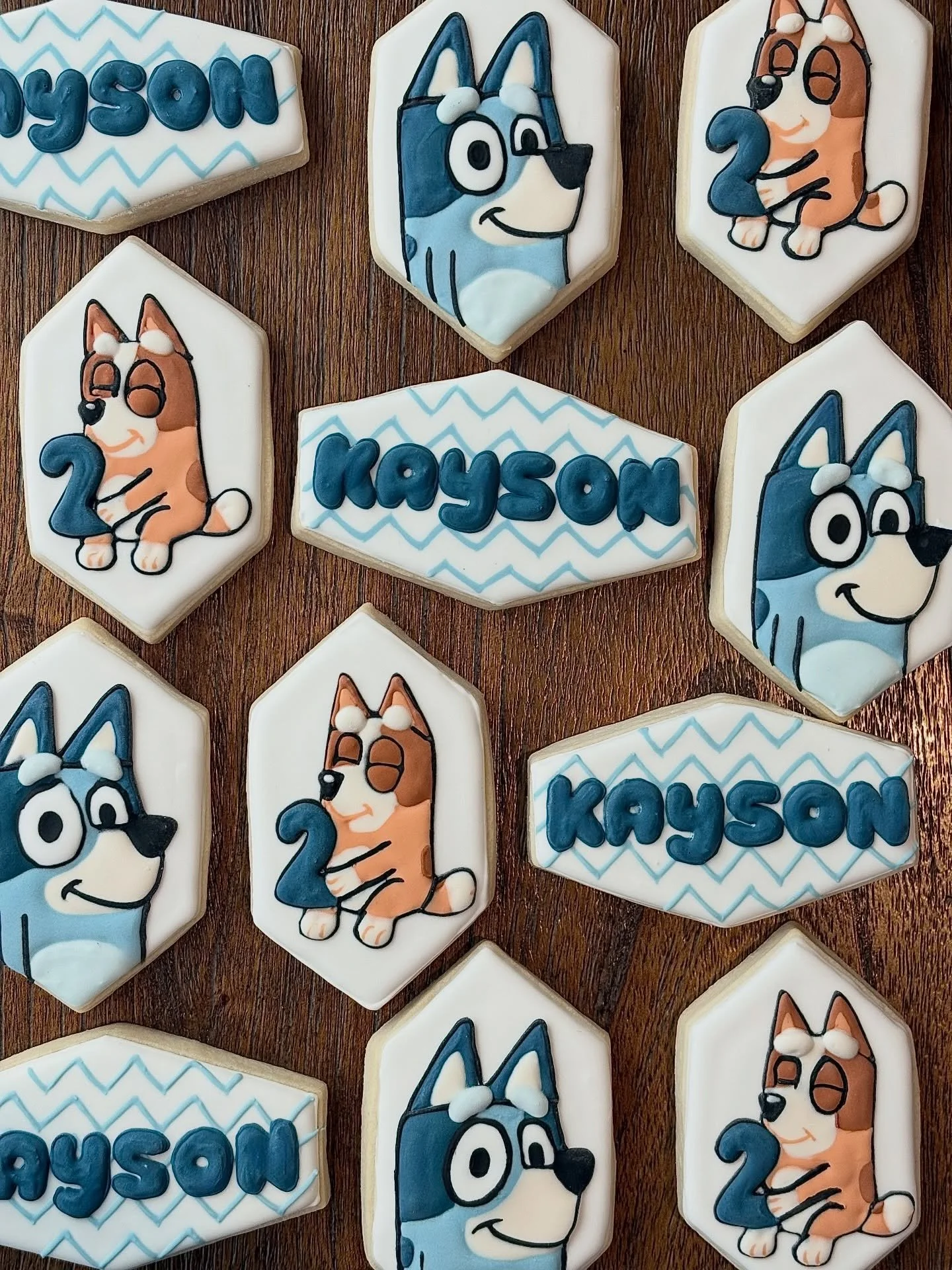 &ldquo;On today&rsquo;s episode of Bluey, Kayson turns twoey!&rdquo;💙✌🏼🧡