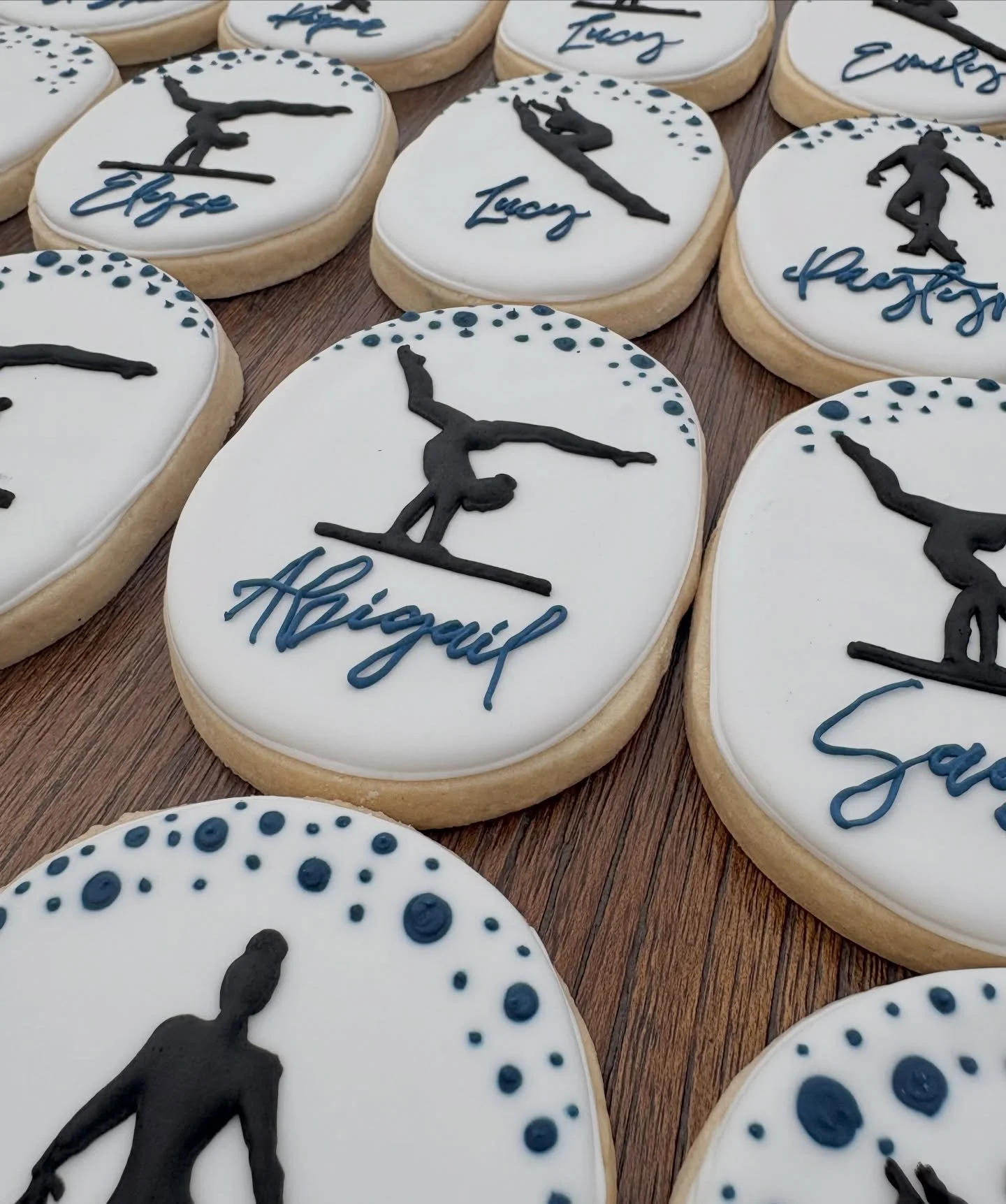Loving this set! The perfect gift/ treat for students, a team, or in this case, gymnasts! 🤸🏼&zwj;♀️🤍