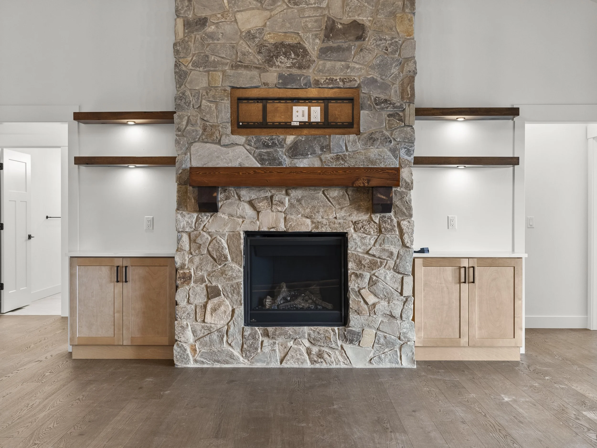 Fixed Fireplace (8).JPG