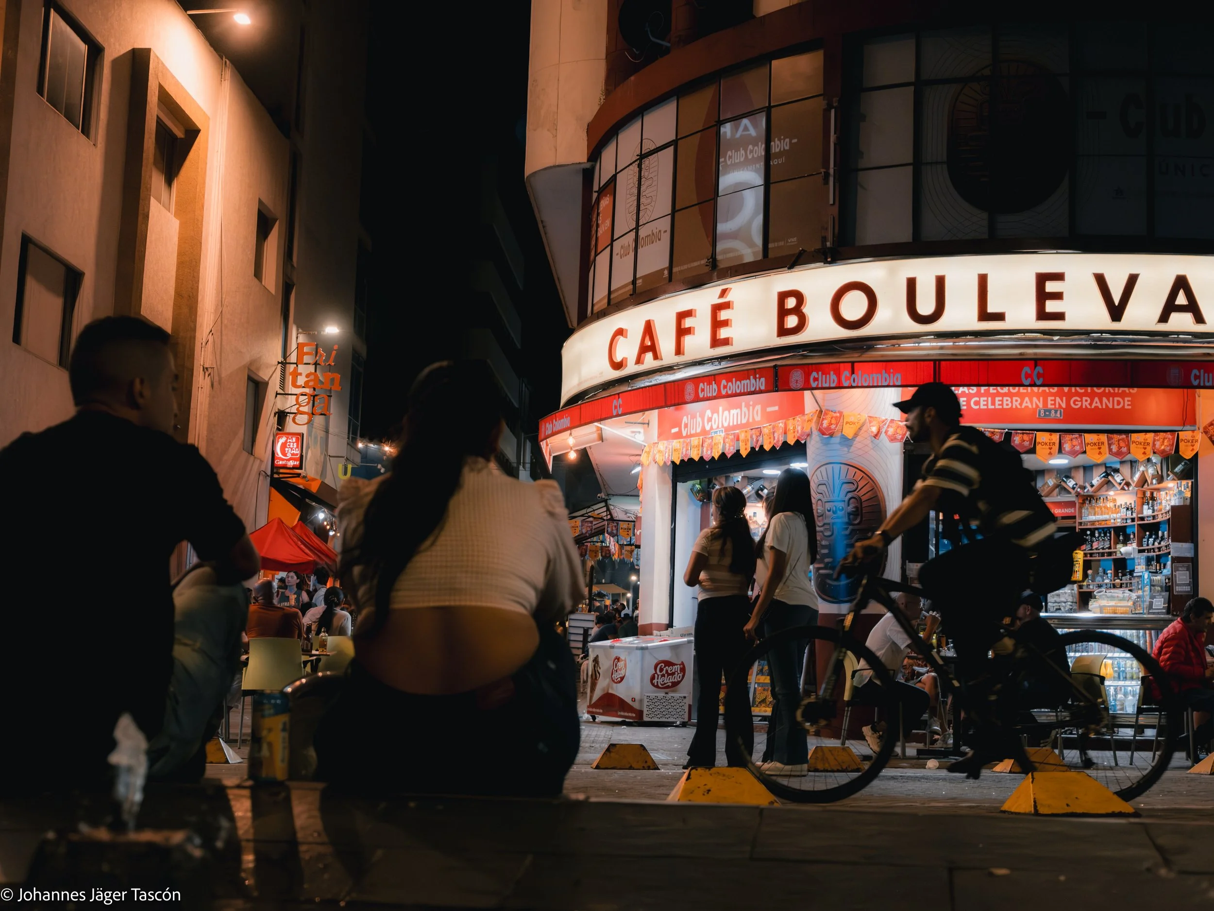 DAILY LIFE - CALI COLOMBIA